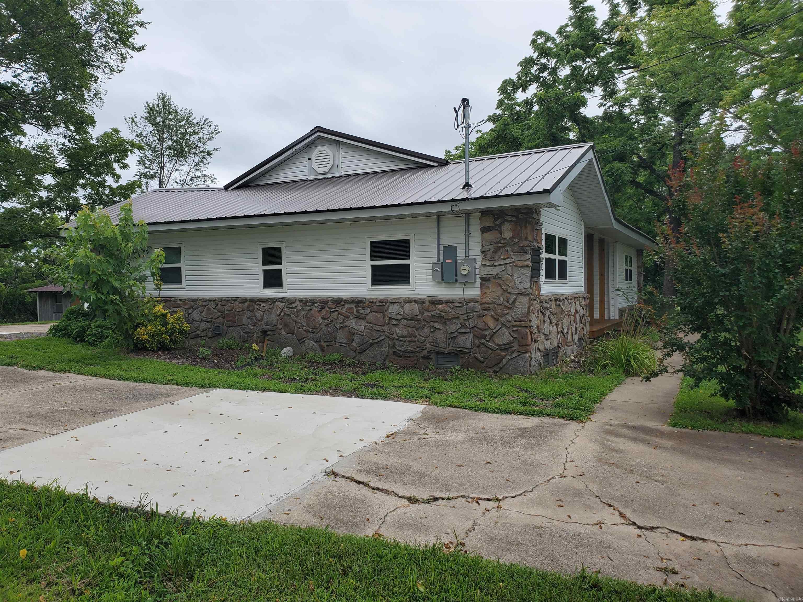 3039 Zack Ridge  Marshall, AR