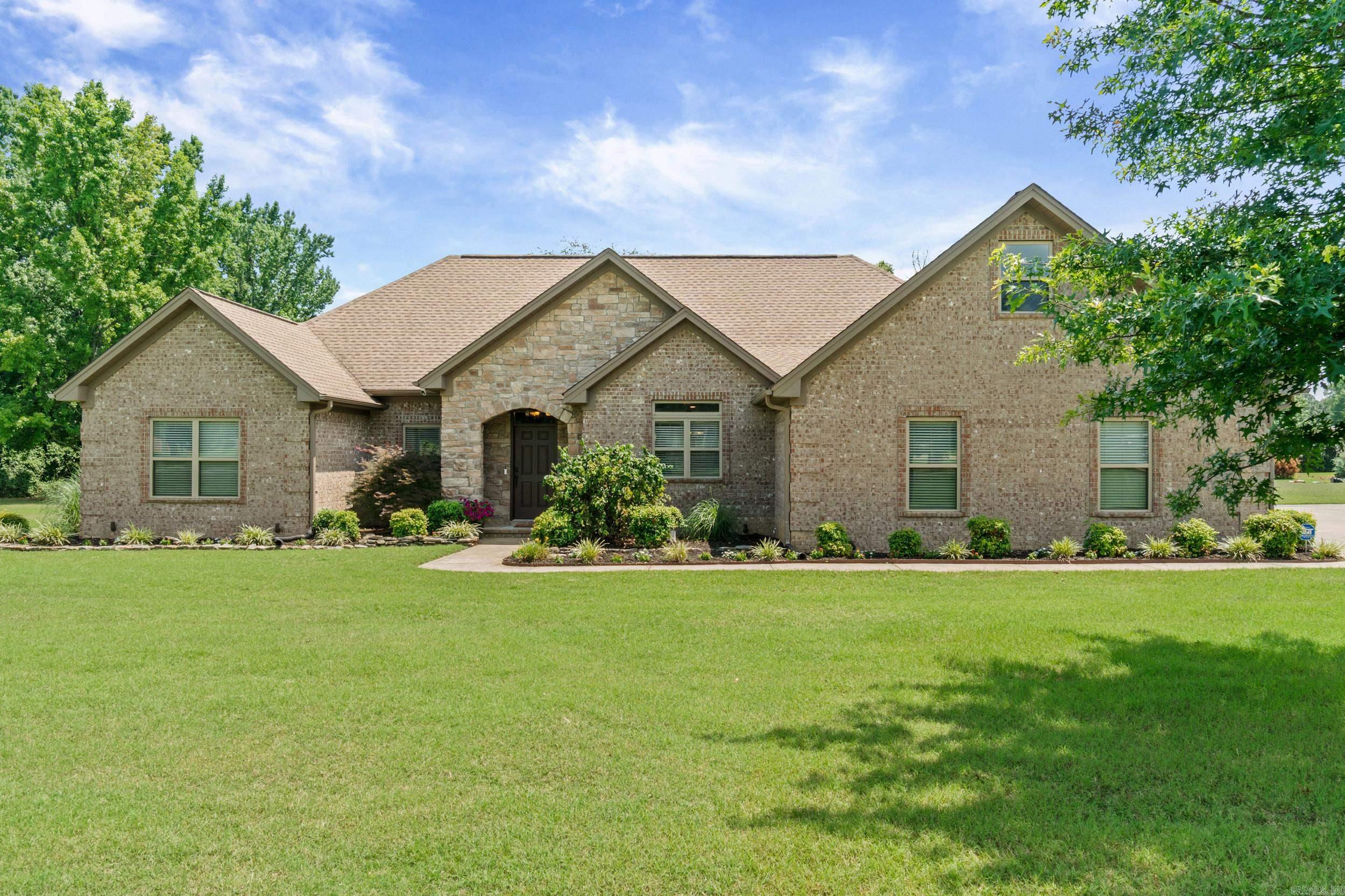 105 Kacy  Searcy, AR