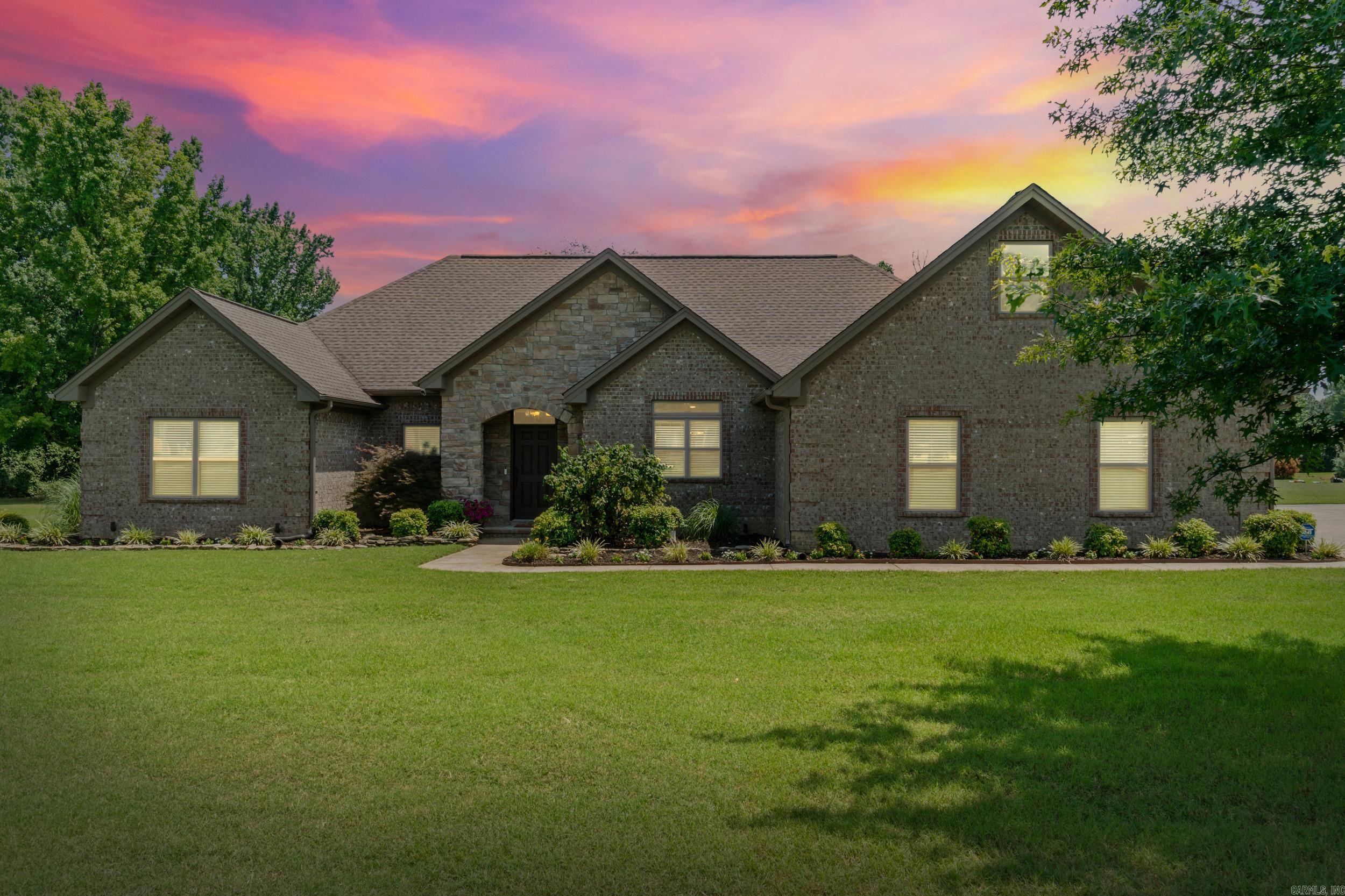 105 Kacy  Searcy, AR