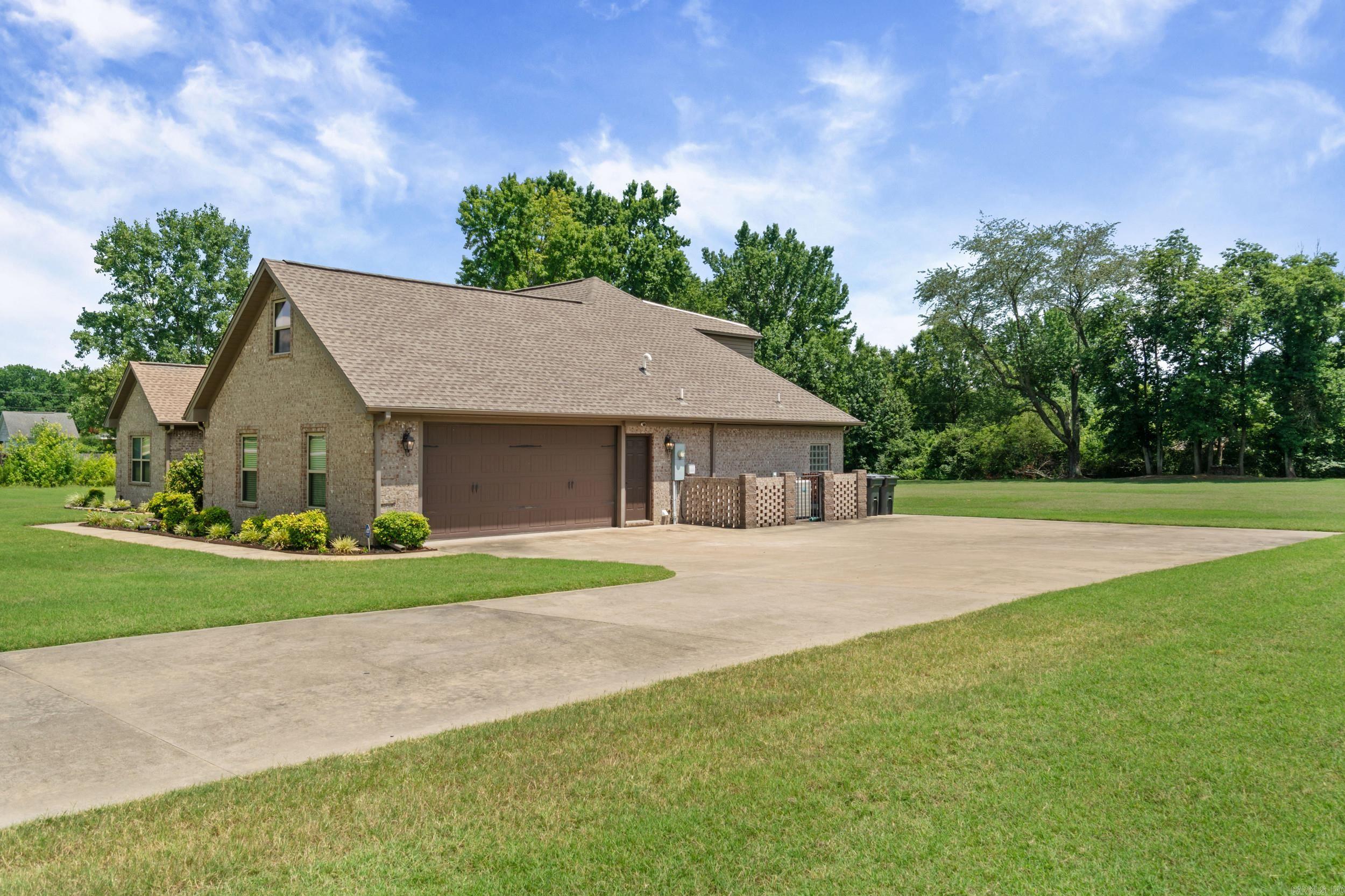 105 Kacy  Searcy, AR
