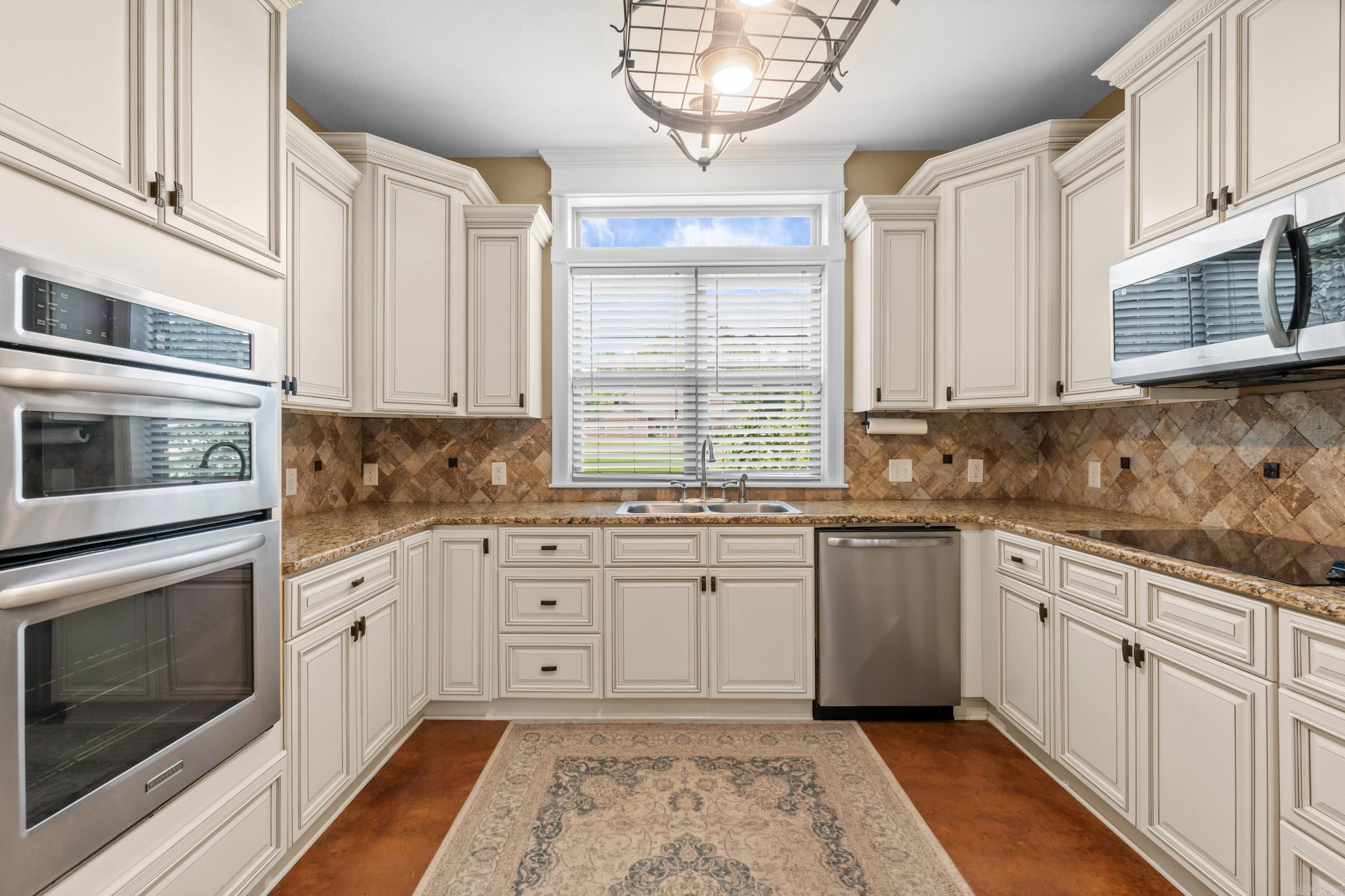 105 Kacy  Searcy, AR