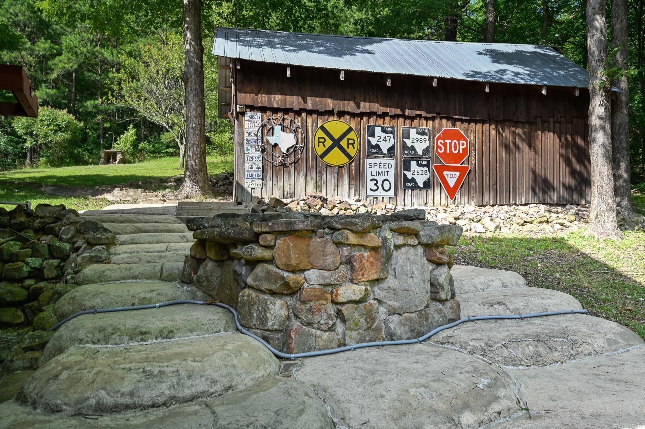 115 Ryder Ln  Mena, AR