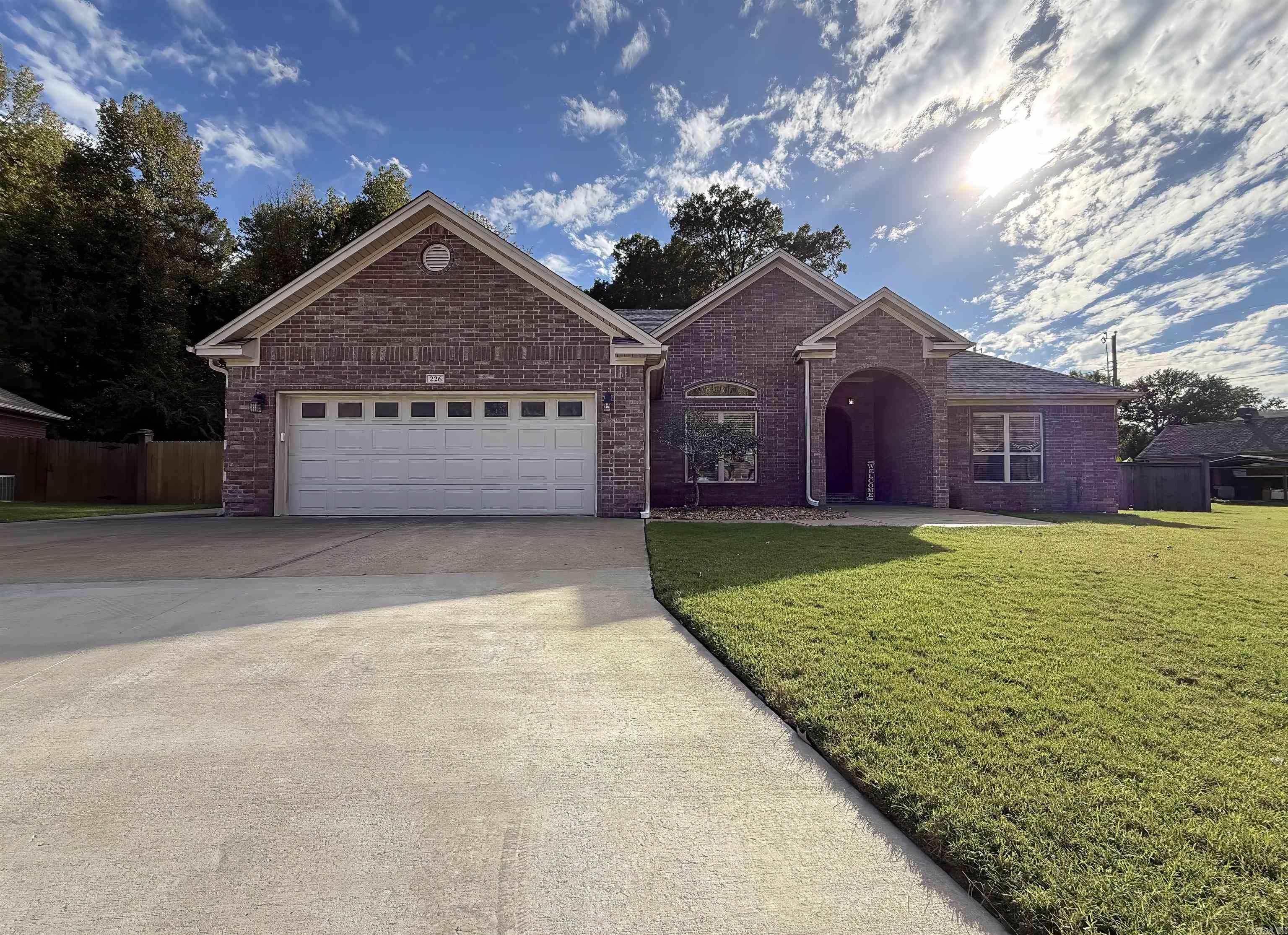 226 Jackson Park Cove — photo 2