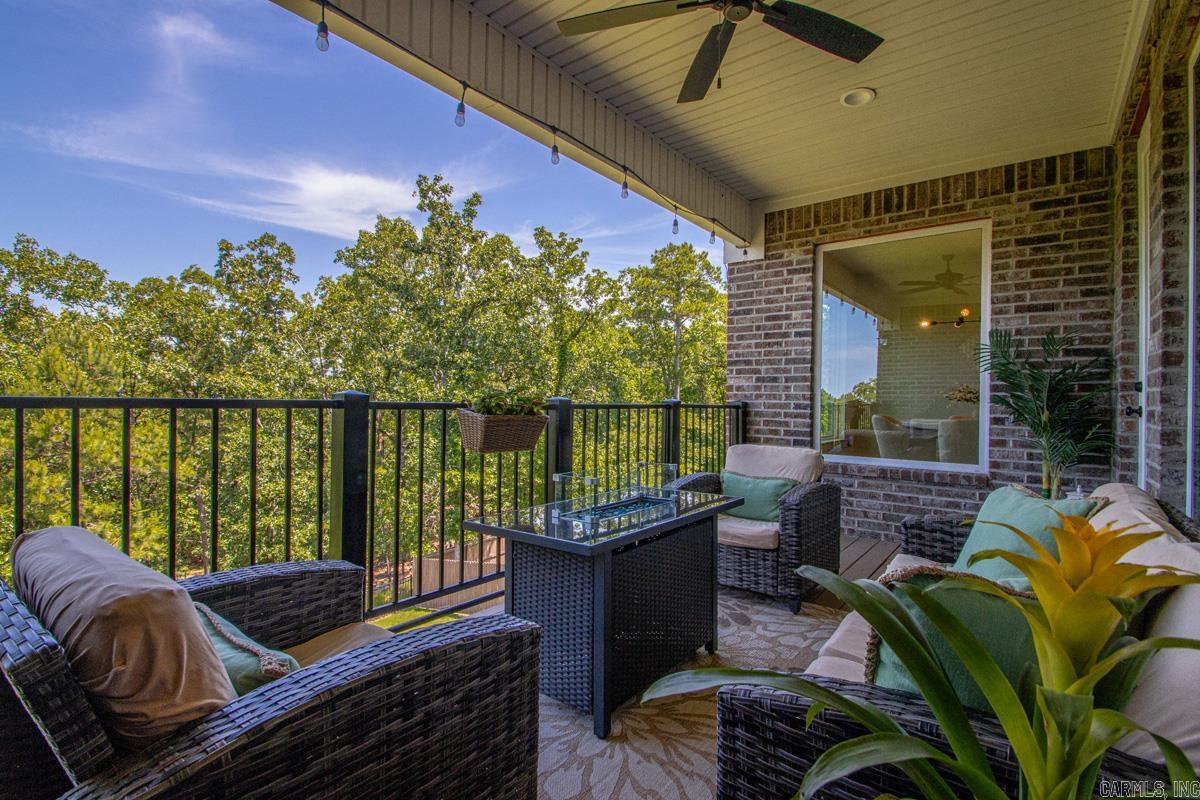 184 Ridgeview  Maumelle, AR