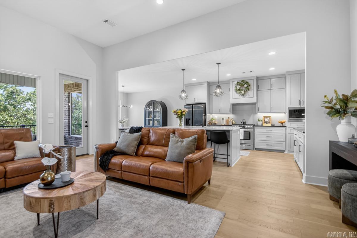184 Ridgeview  Maumelle, AR