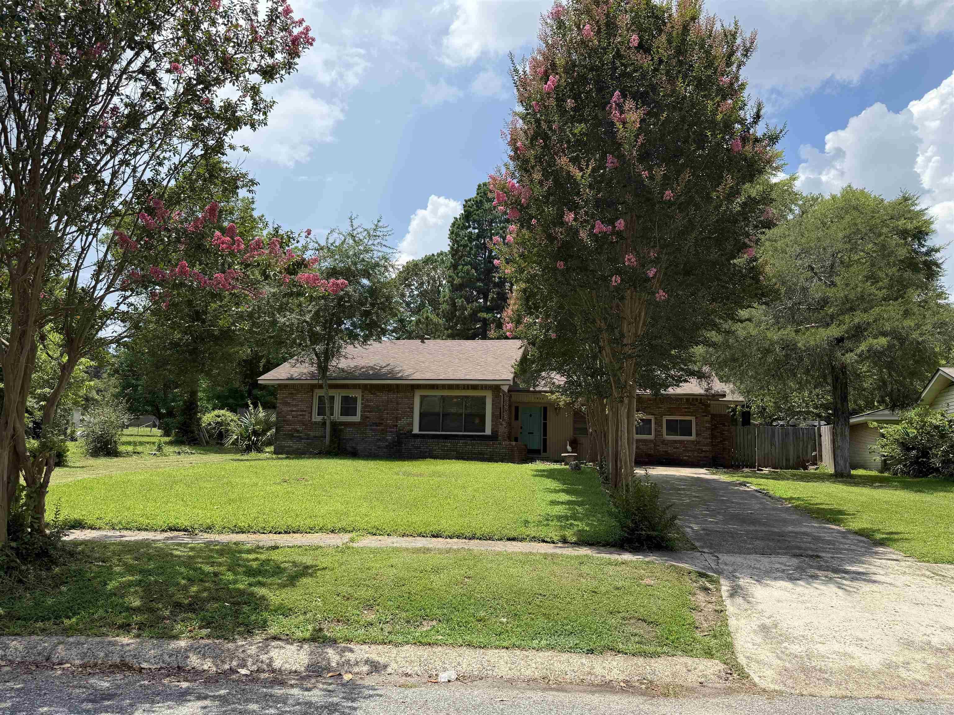 1563 Center  Arkadelphia, AR