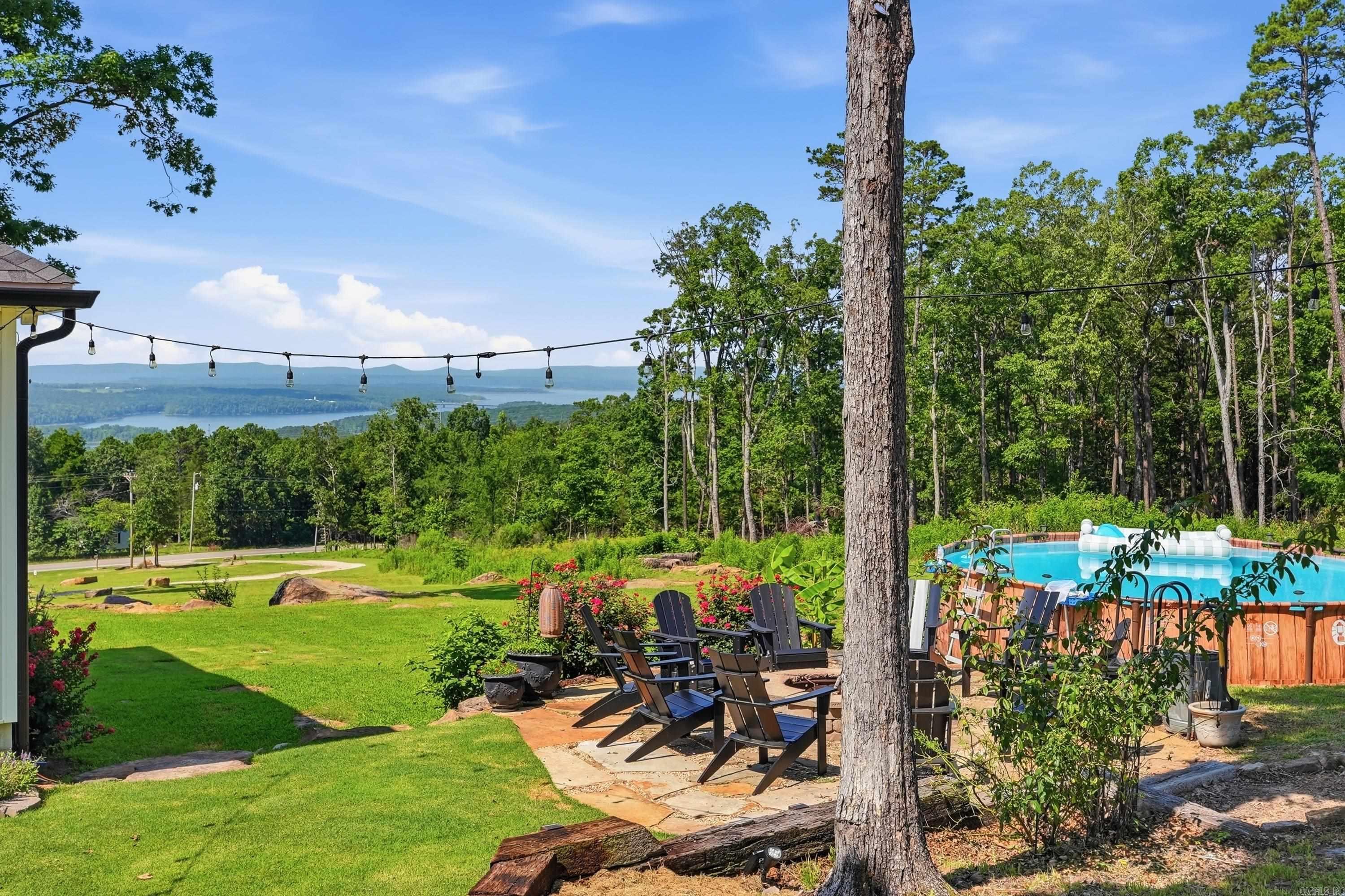 1620 Sunny Slope Rd.  Edgemont, AR