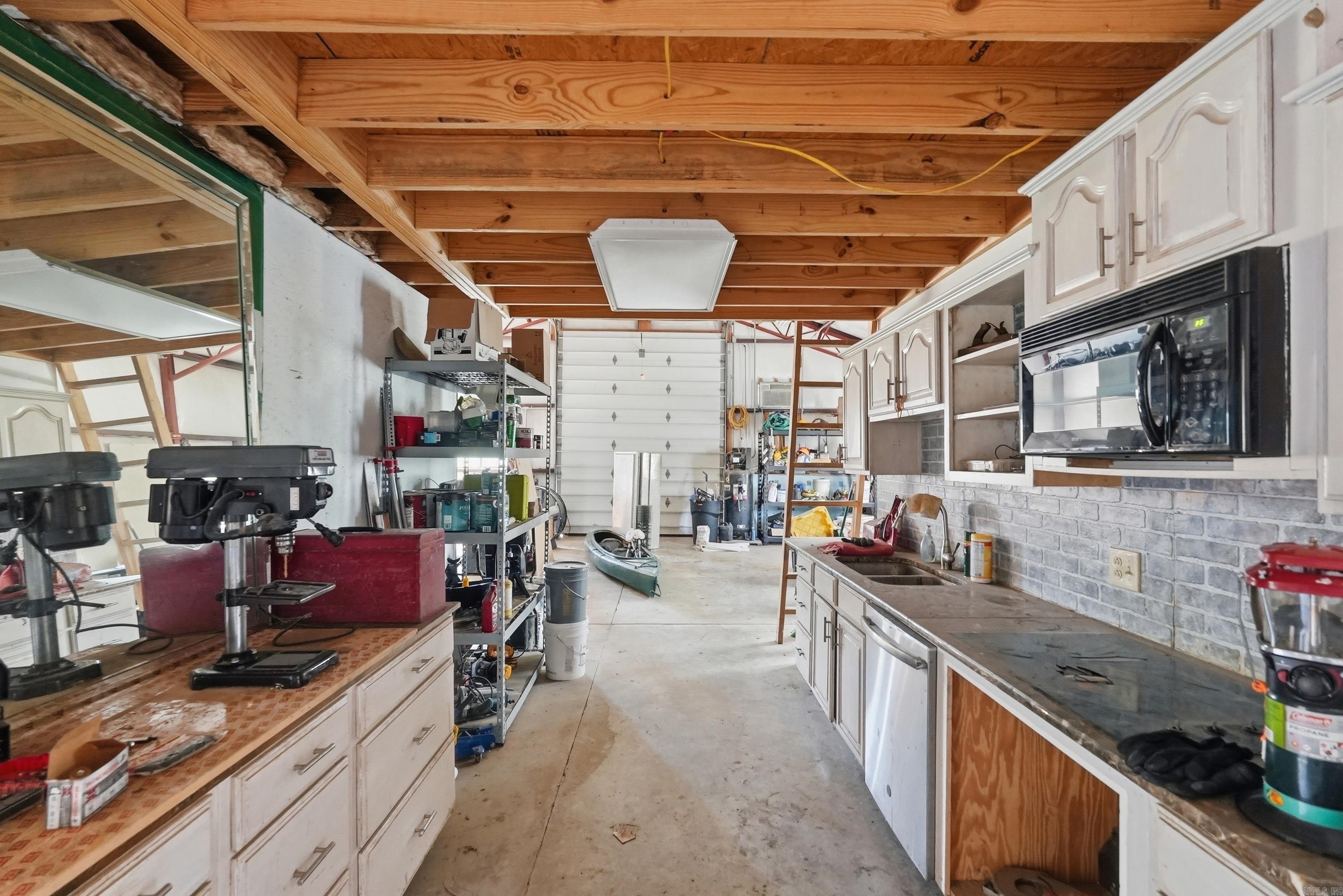 1620 Sunny Slope Rd.  Edgemont, AR
