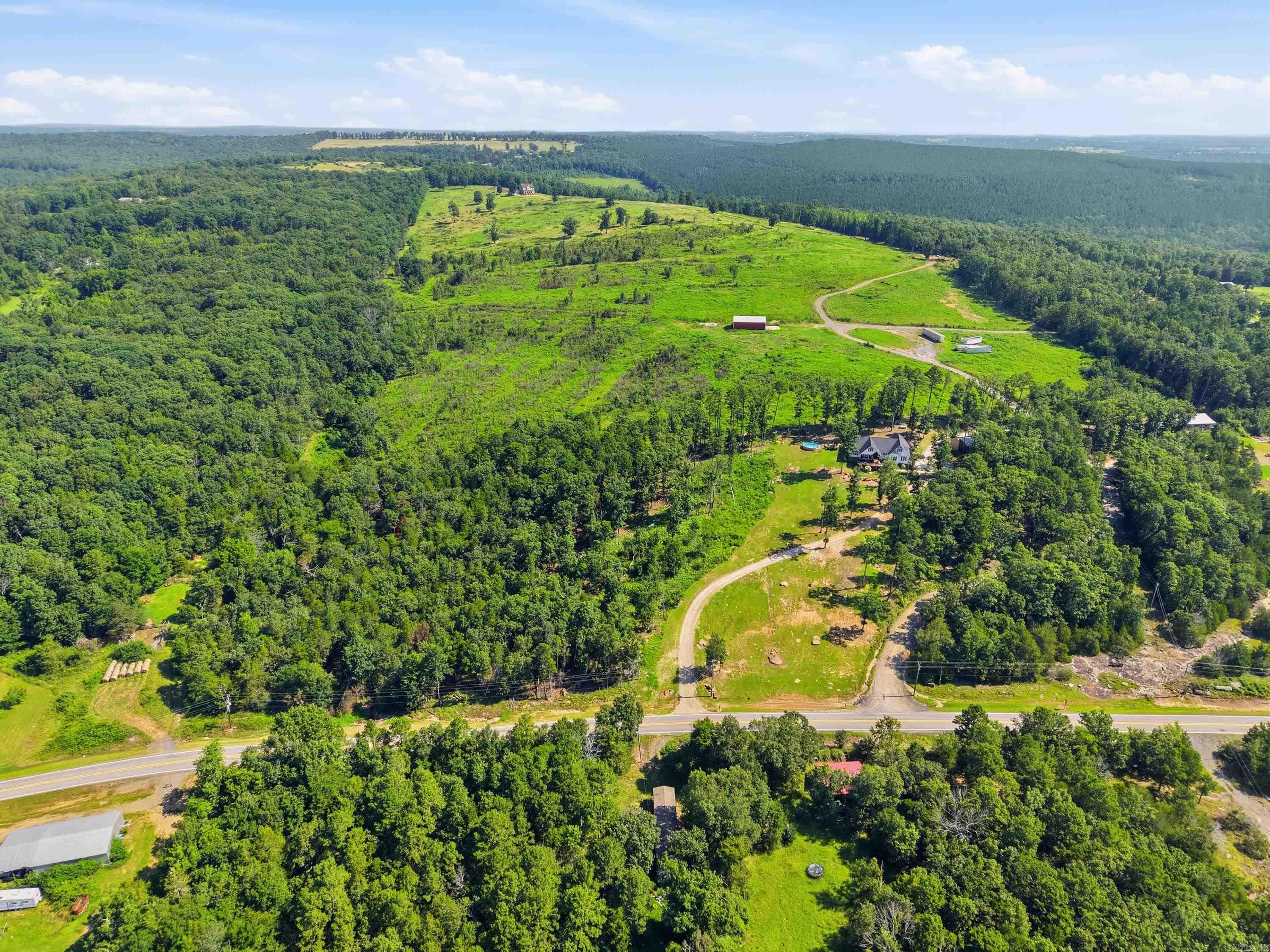 1620 Sunny Slope Rd.  Edgemont, AR