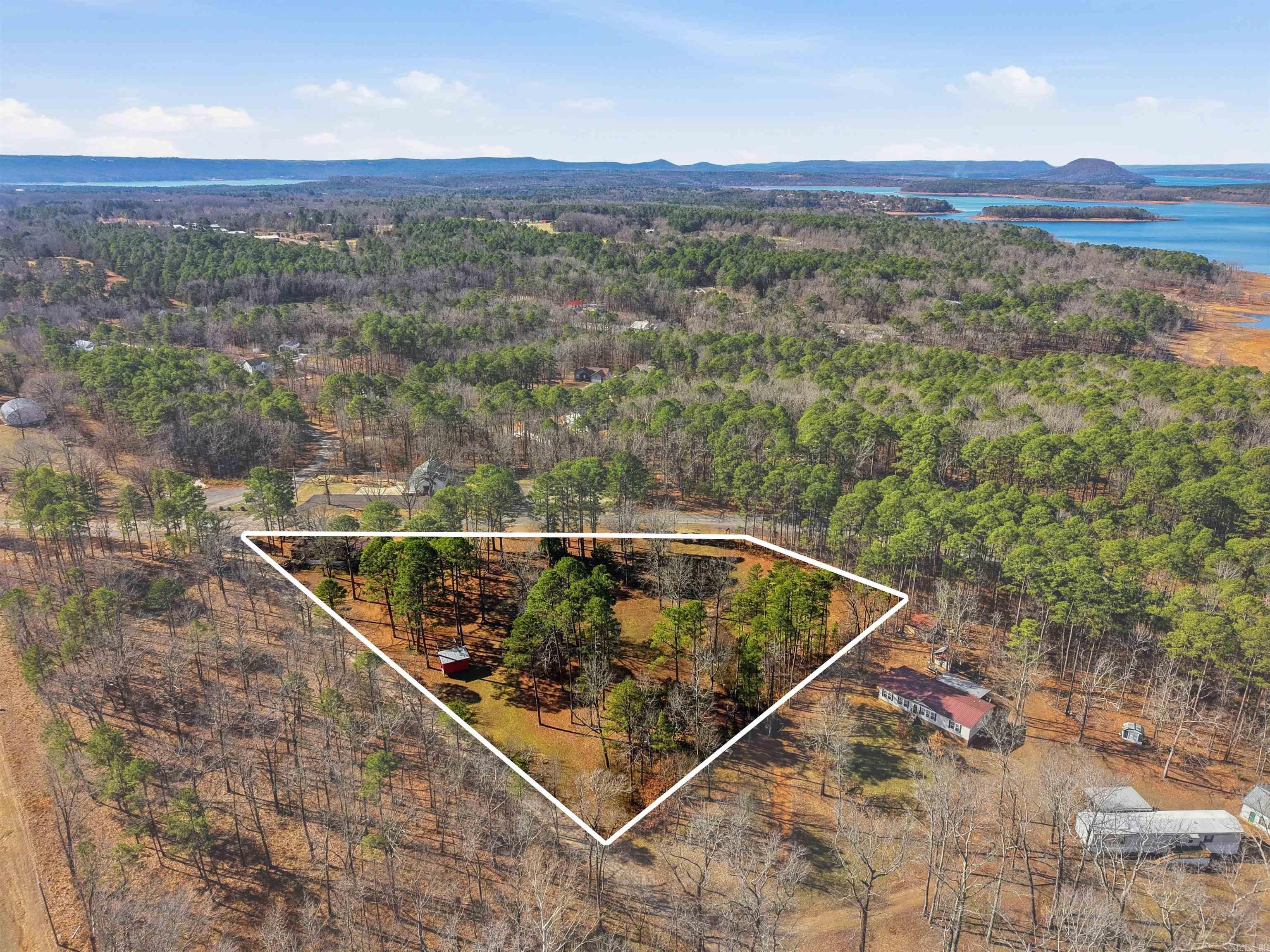 54 Devils Fork  Greers Ferry, AR