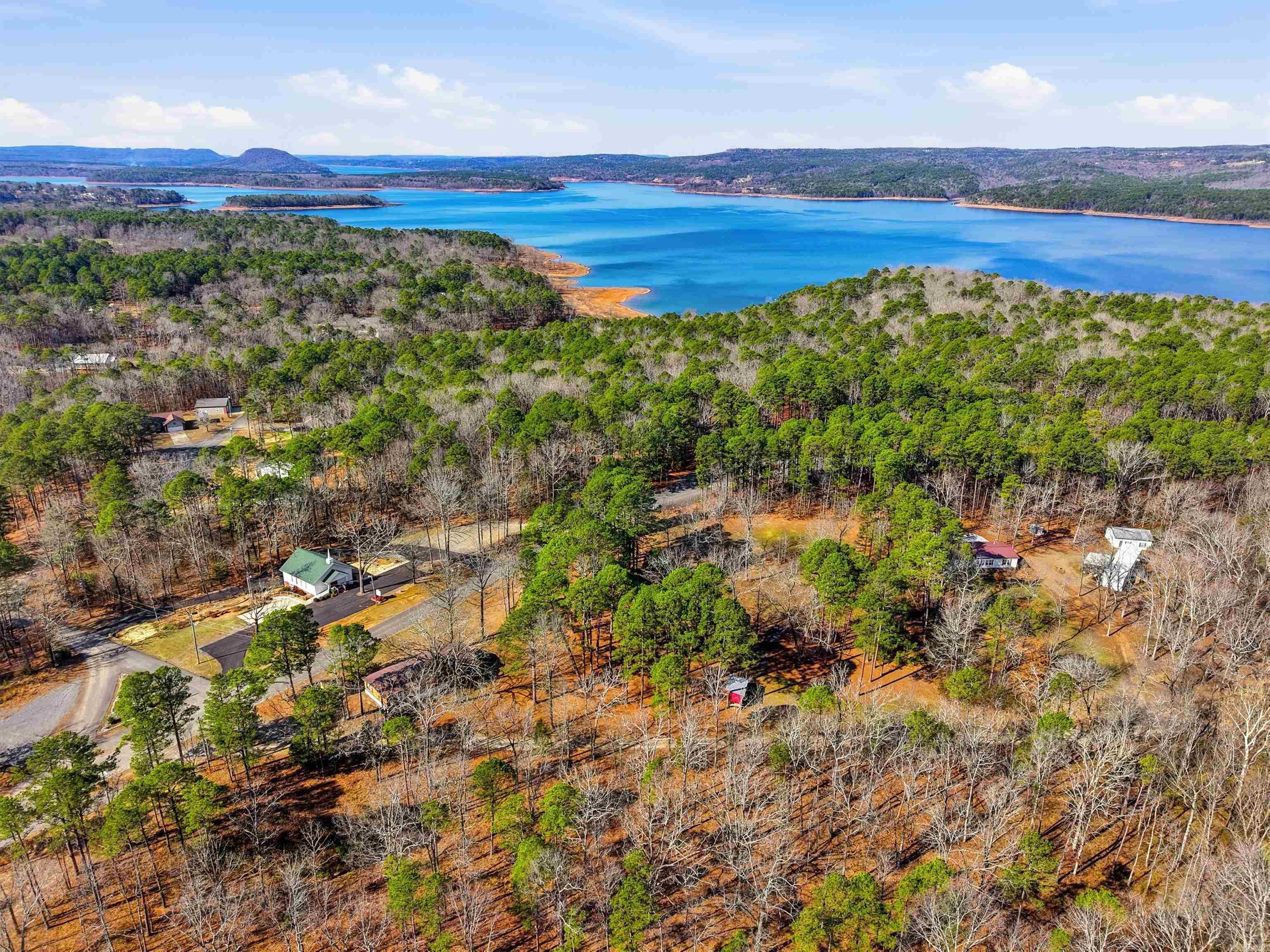 54 Devils Fork  Greers Ferry, AR
