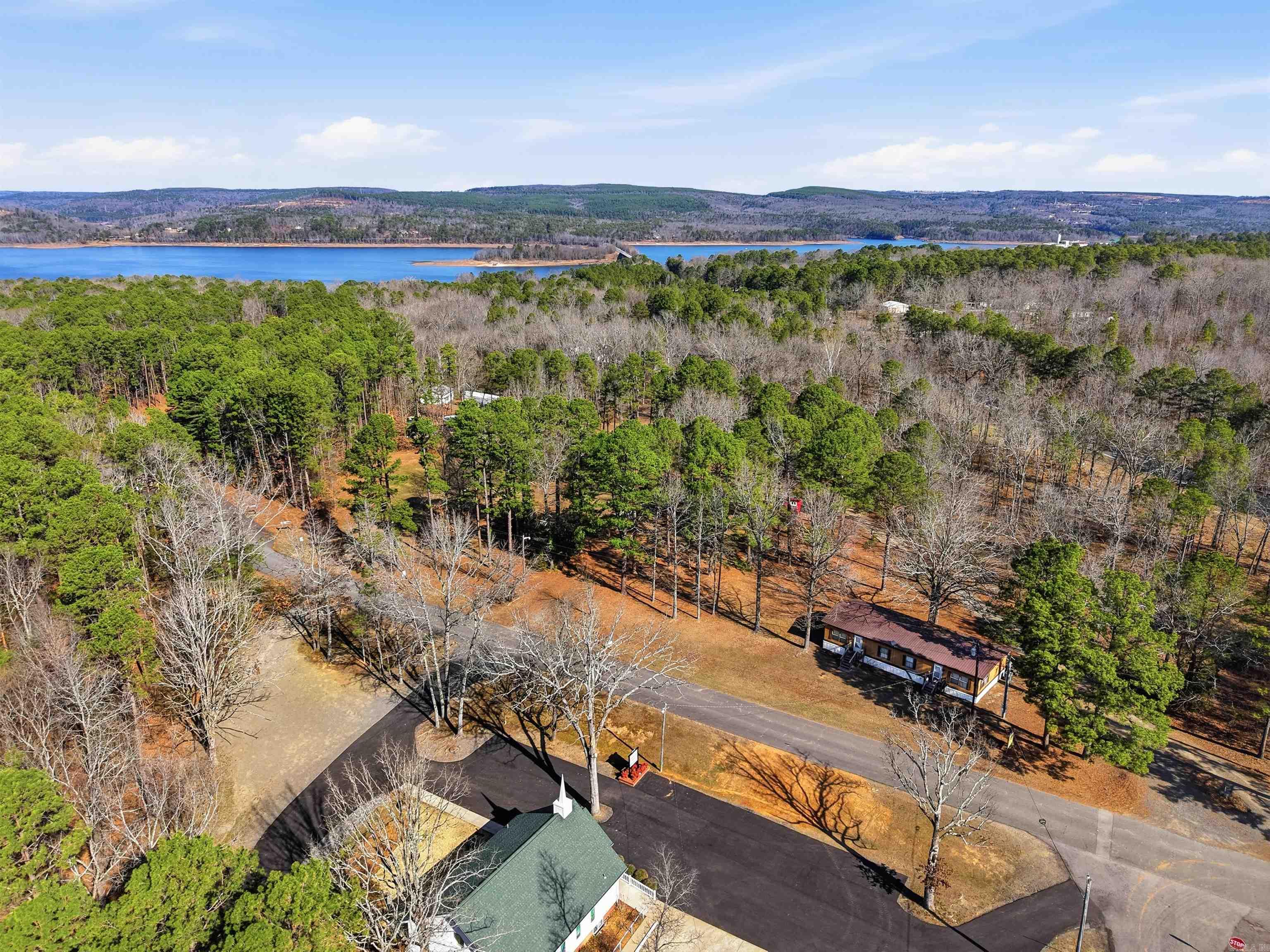 54 Devils Fork  Greers Ferry, AR