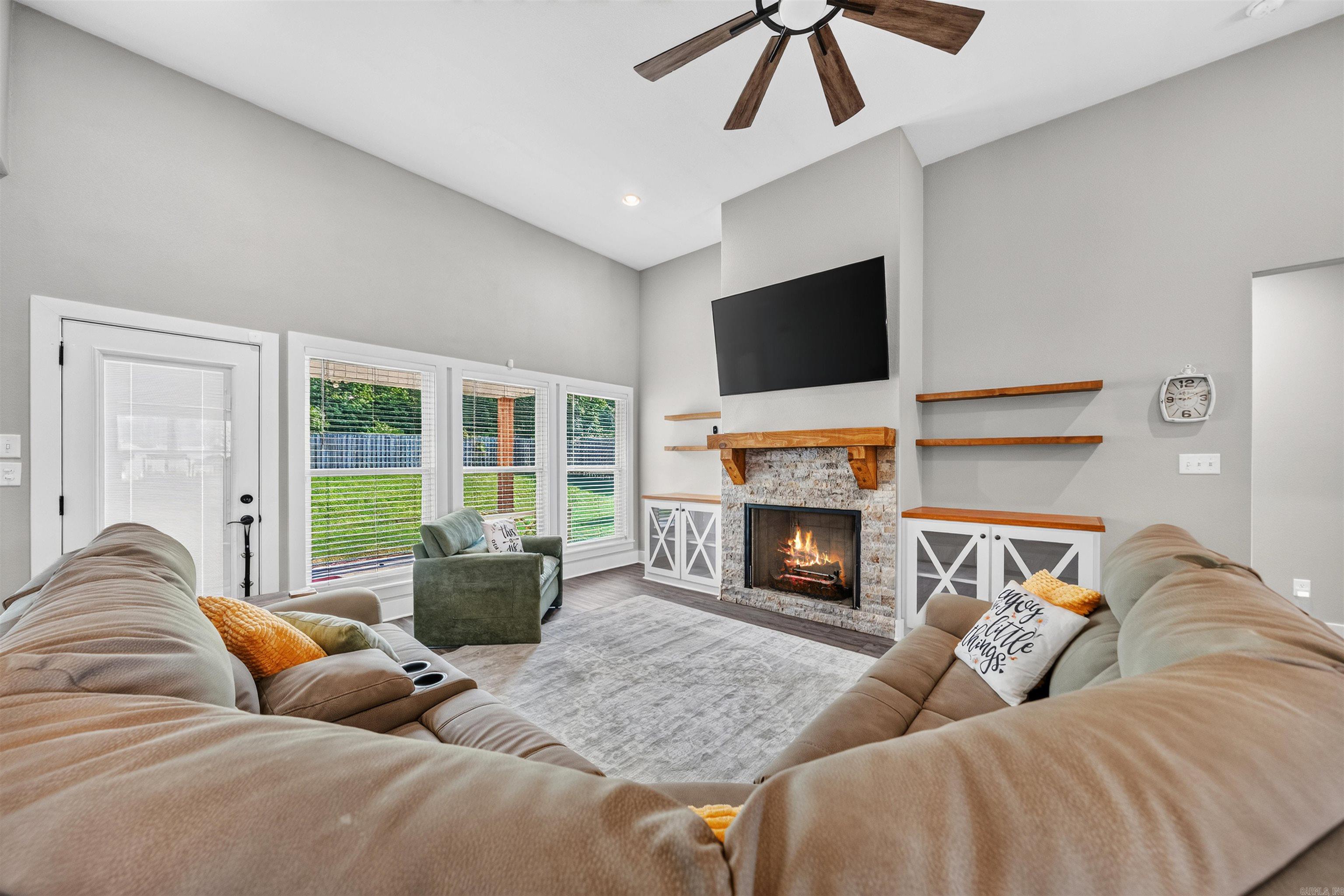 4181 Hampton Drive — photo 5