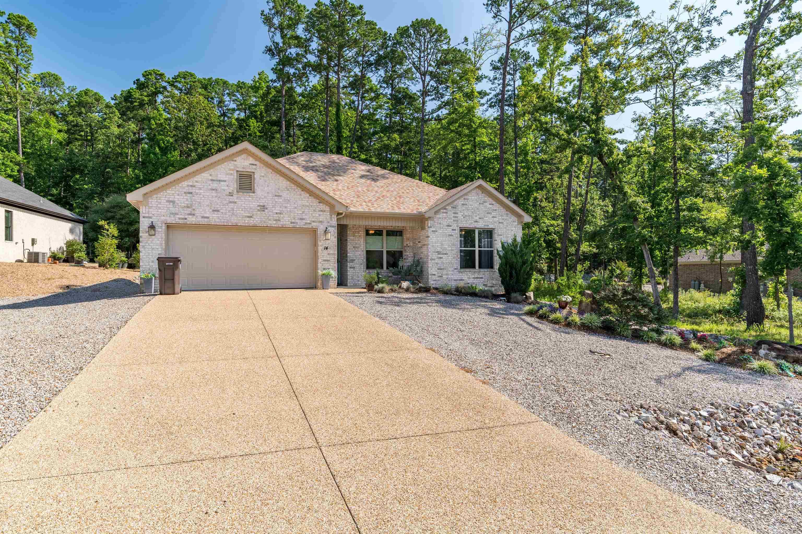 14 Siega  Hot Springs Village, AR
