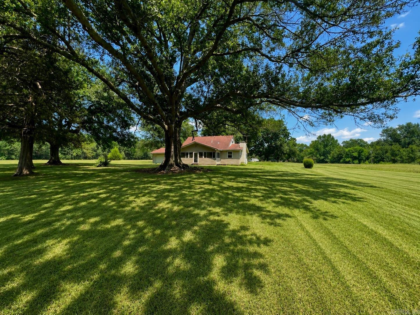 185 W 54  Star City, AR