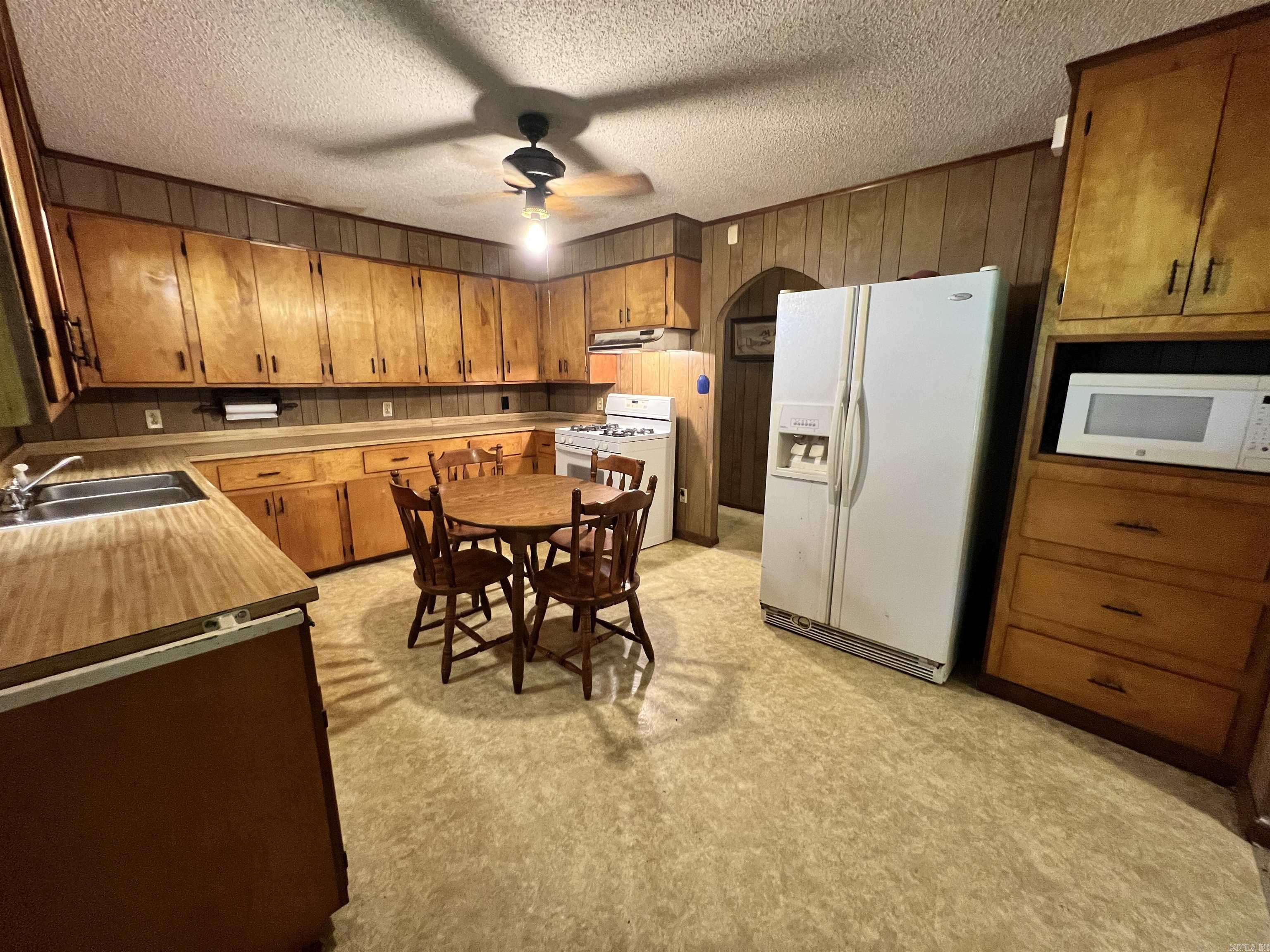 185 W 54  Star City, AR