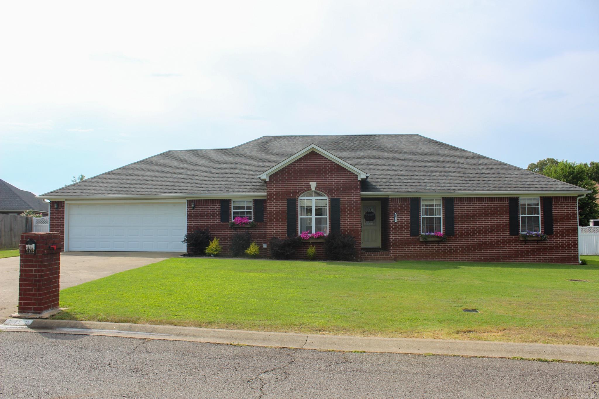 2122 Daniel  Searcy, AR