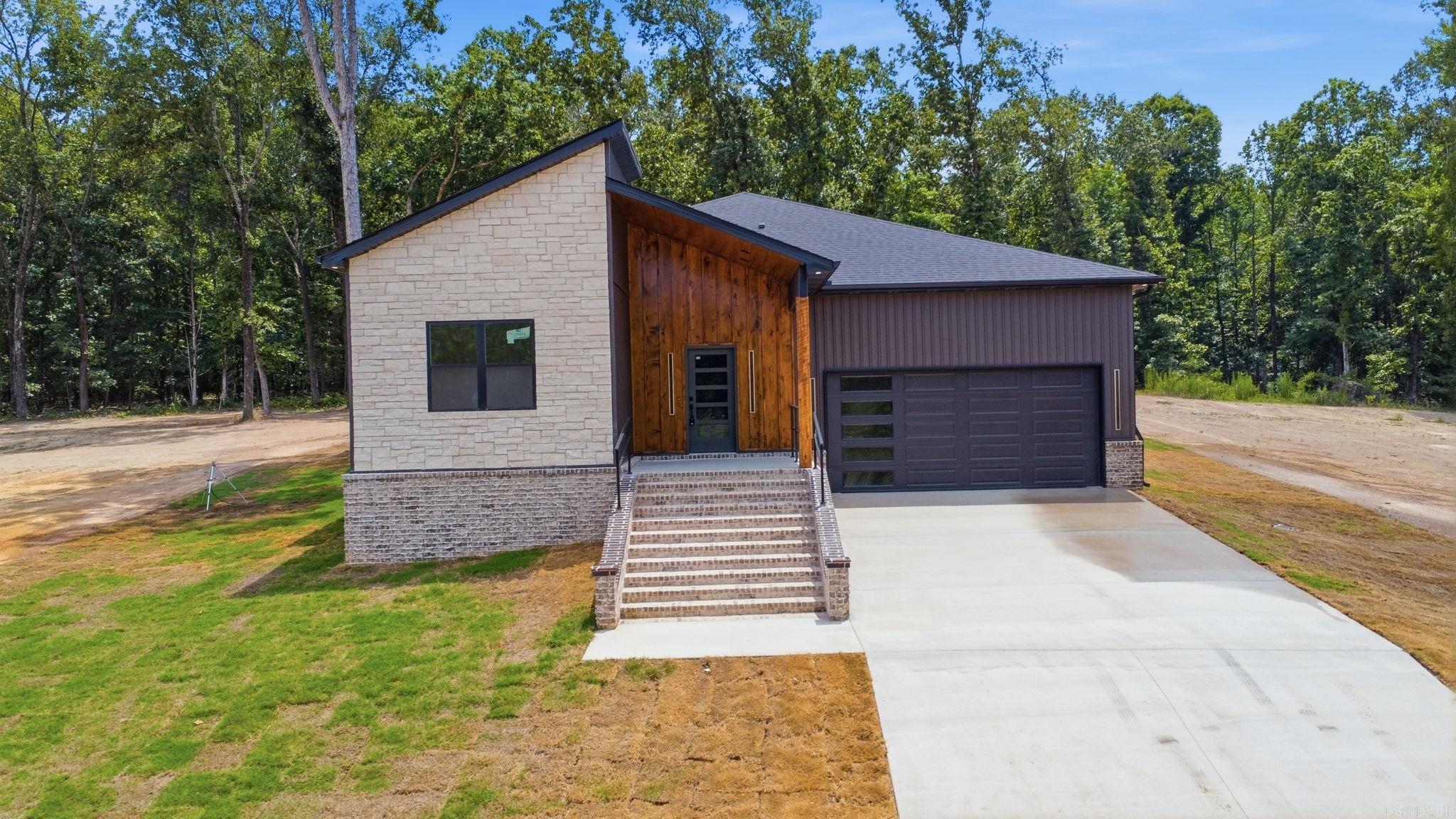 1052 Stagecoach Blvd Cabot, AR 72023