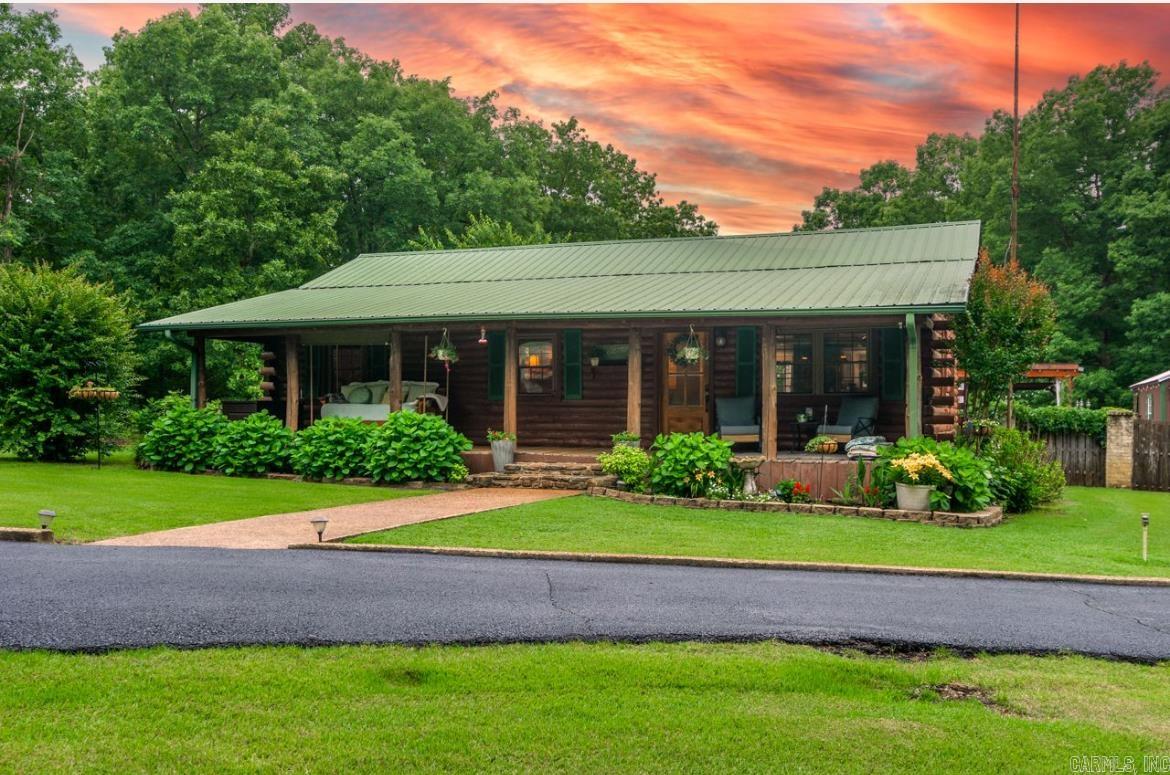 120 Travels Ln  Romance, AR