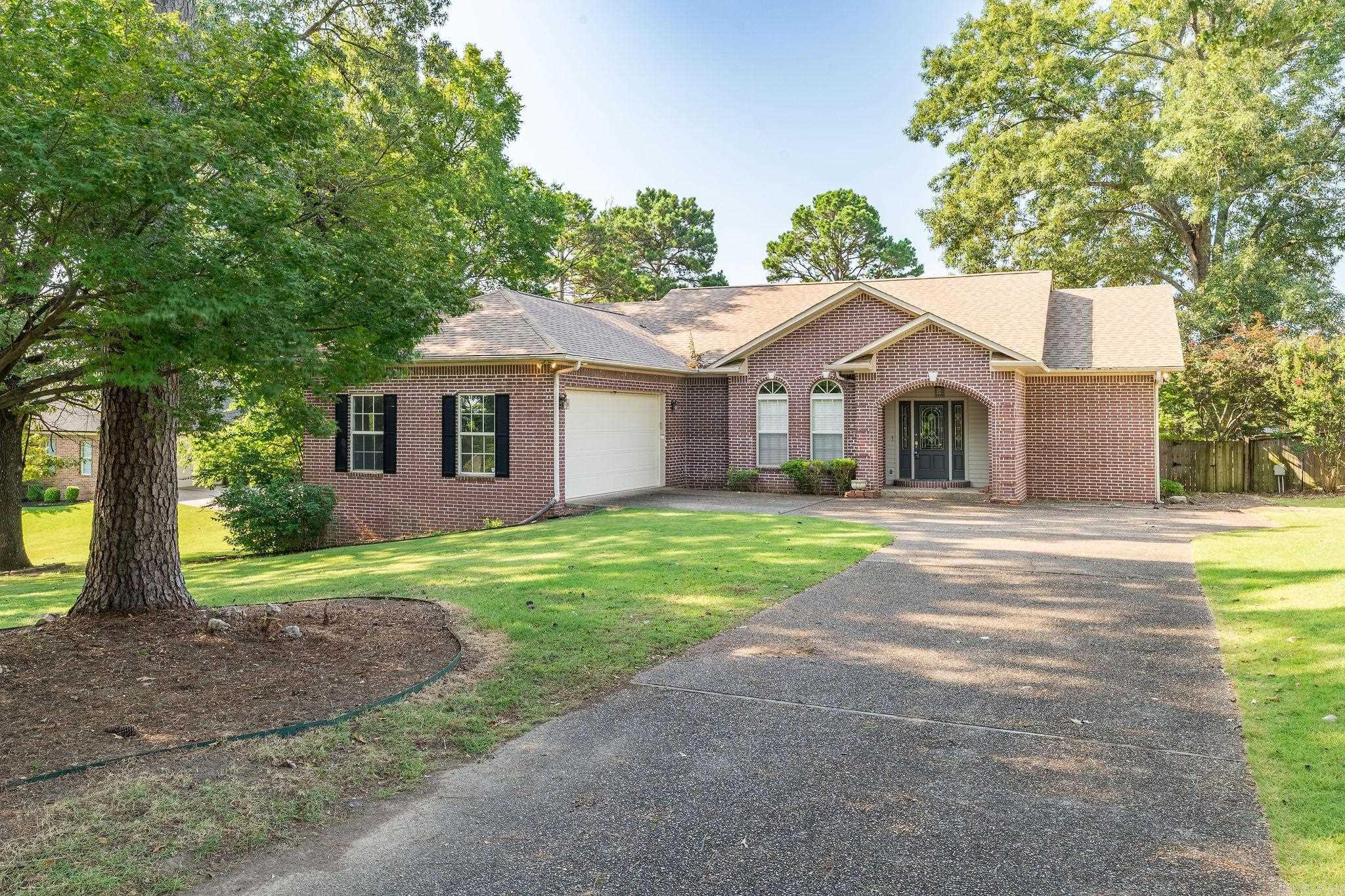300 TANGLEWOOD  Hot Springs, AR