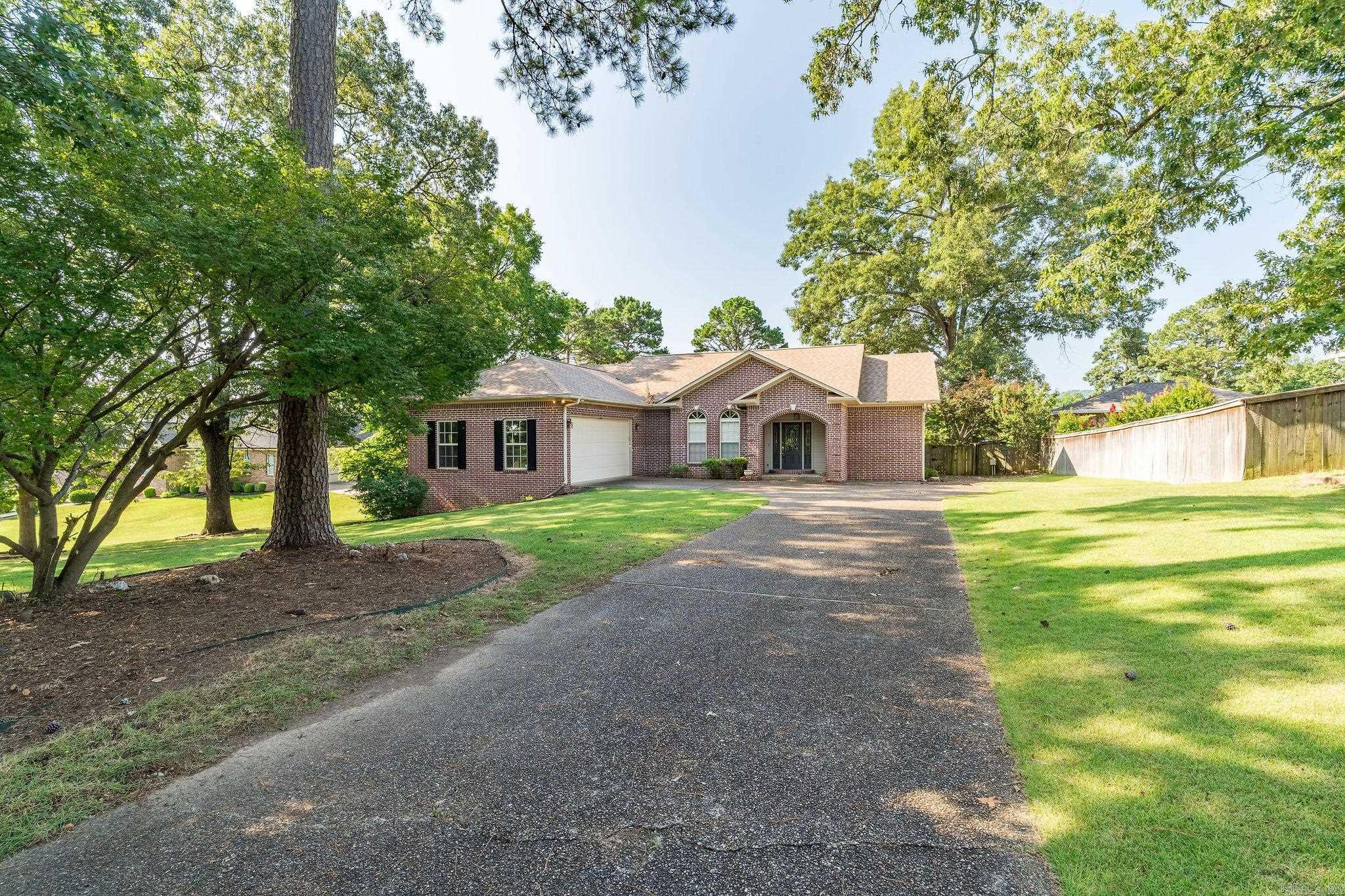 300 TANGLEWOOD  Hot Springs, AR