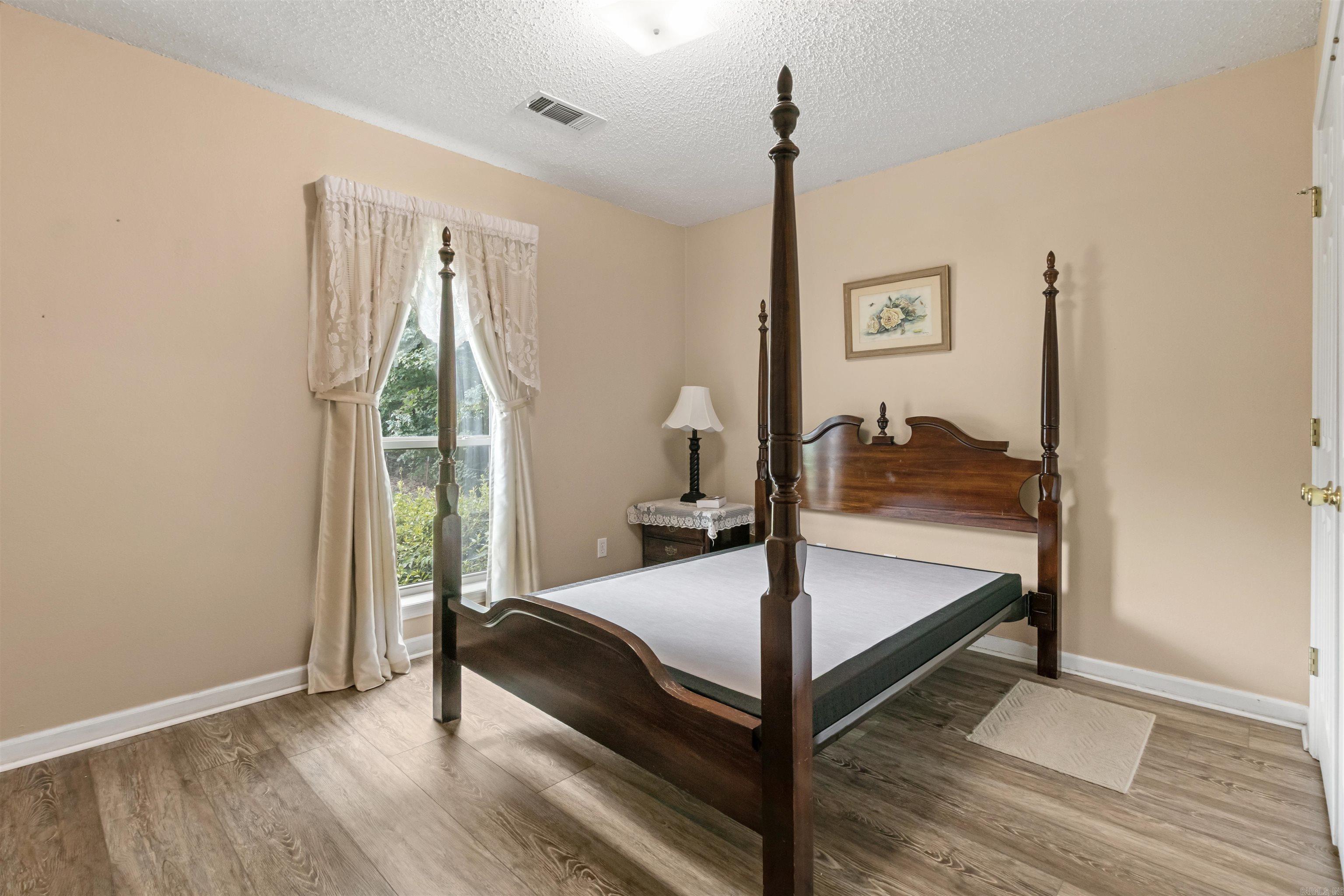 37 Shaded Oaks Dr  Cabot, AR
