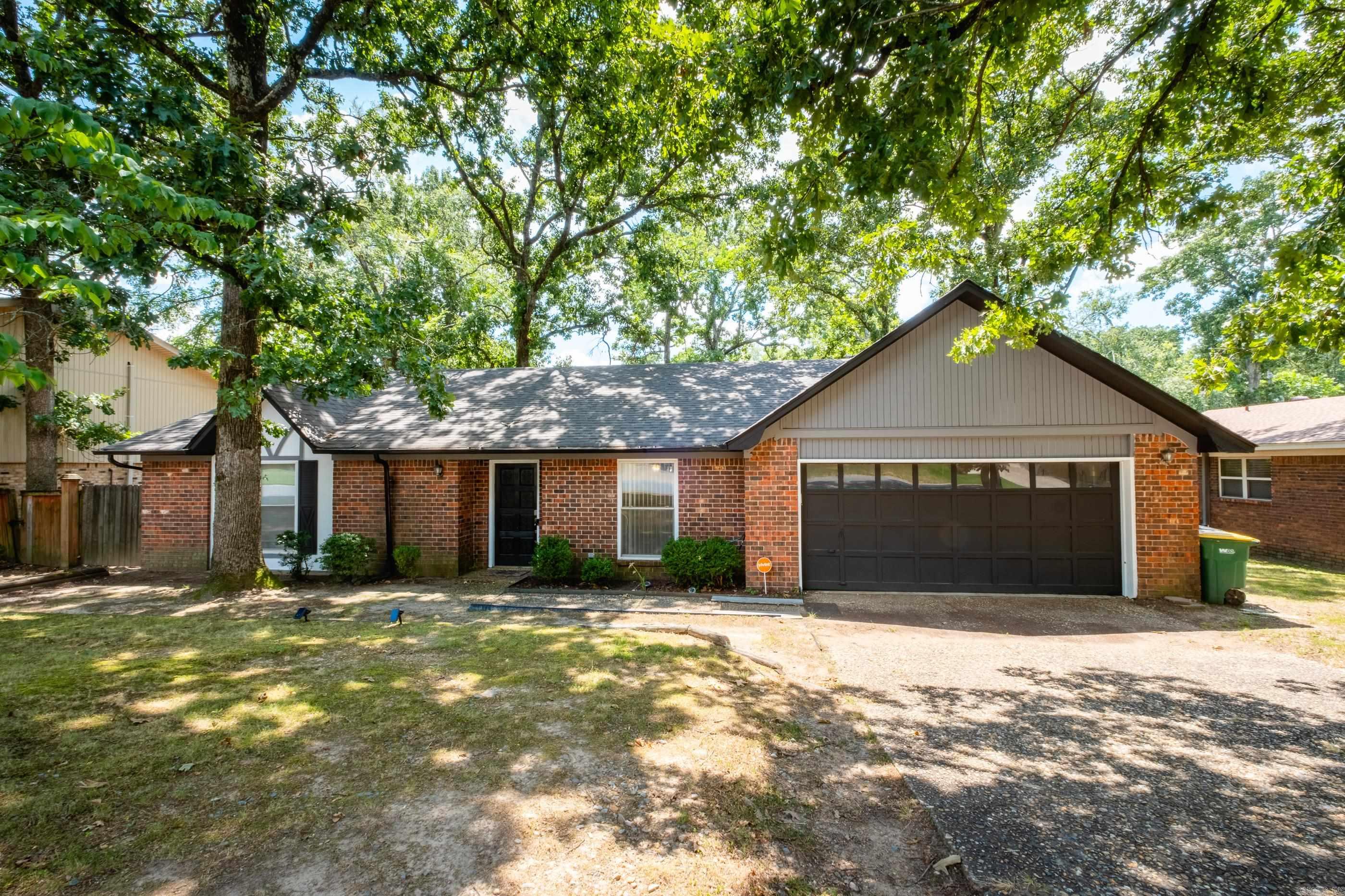 609  Beaconsfield  Sherwood, AR