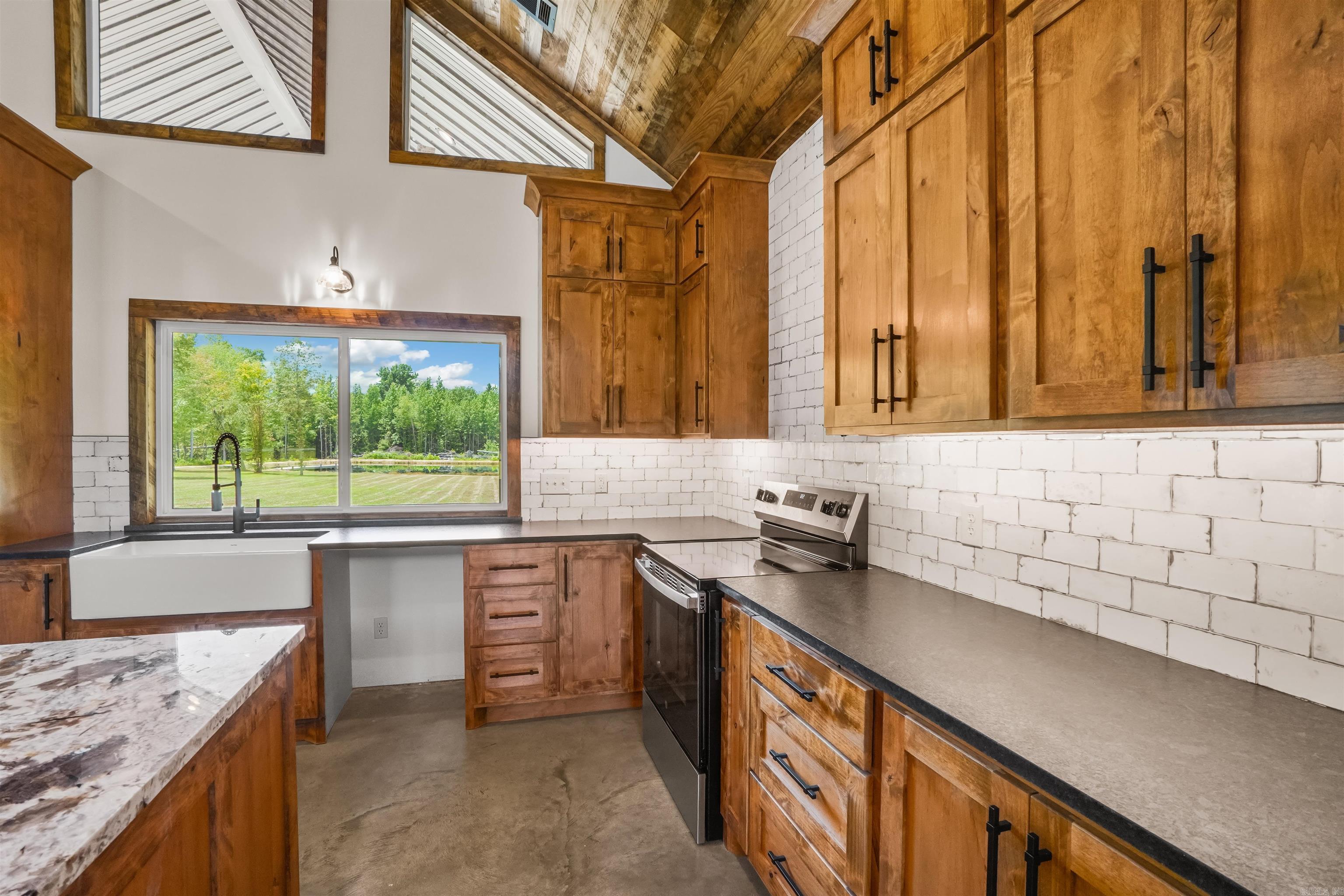 239 Buckeye  Quitman, AR