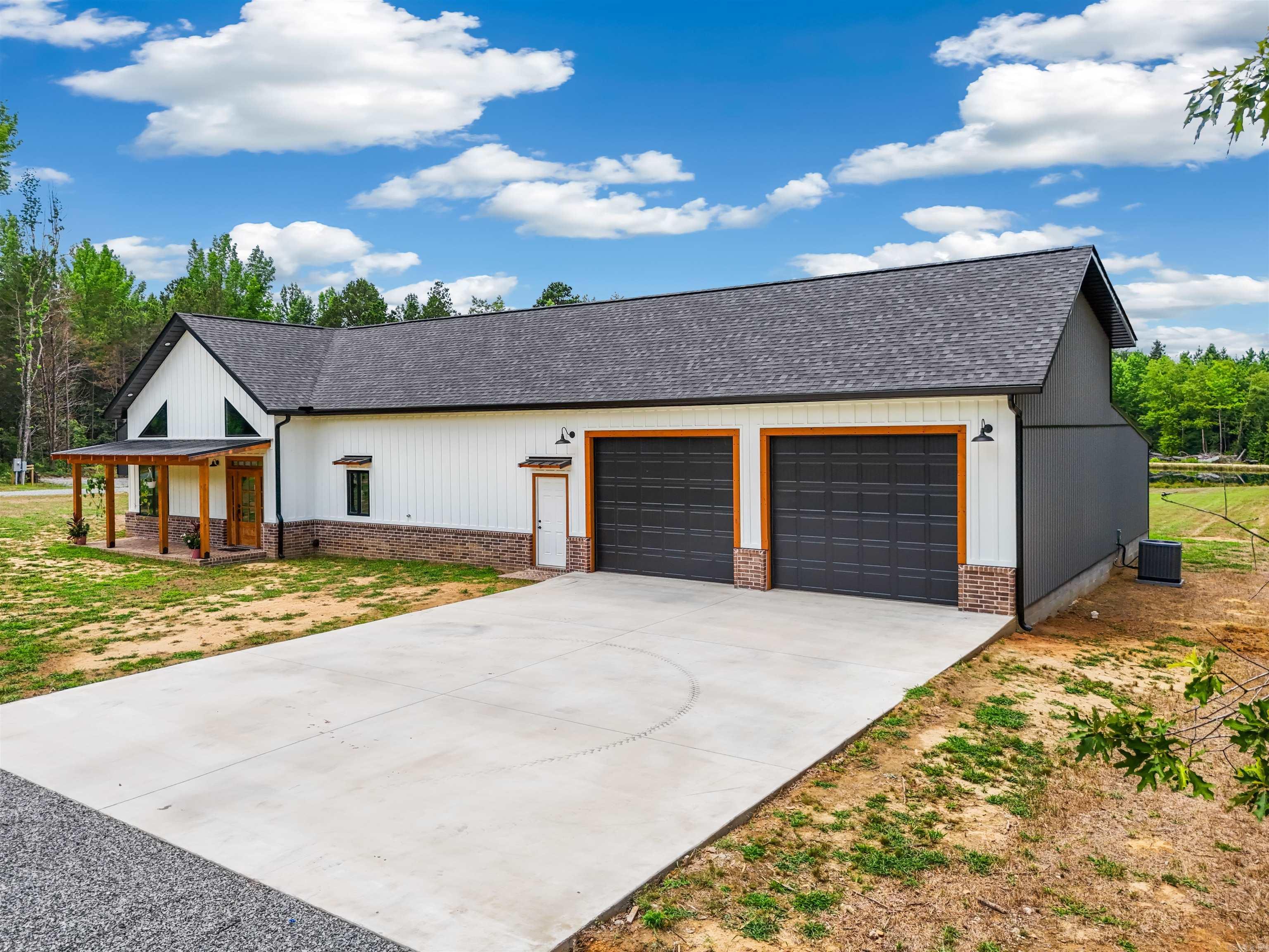 239 Buckeye  Quitman, AR