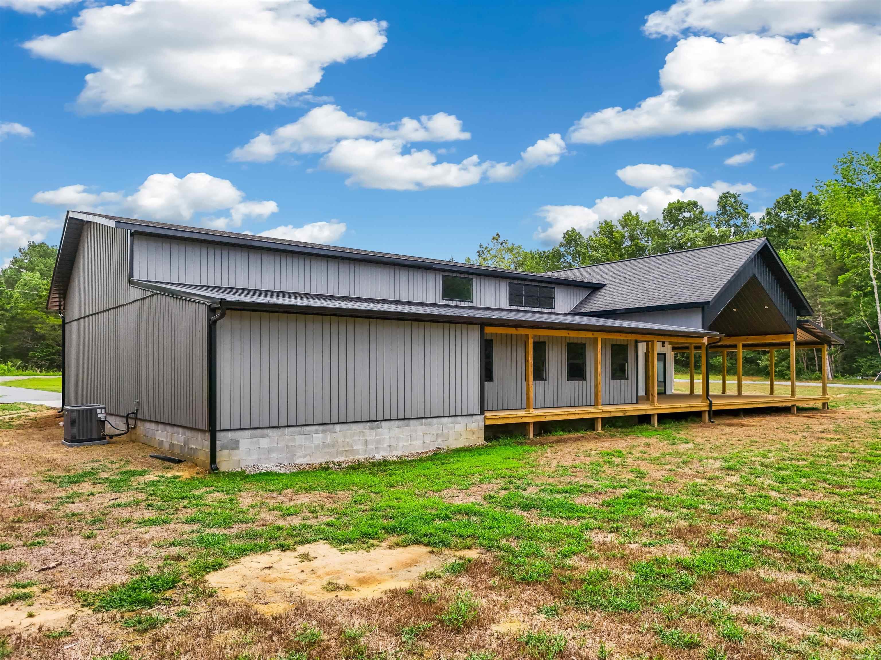 239 Buckeye  Quitman, AR