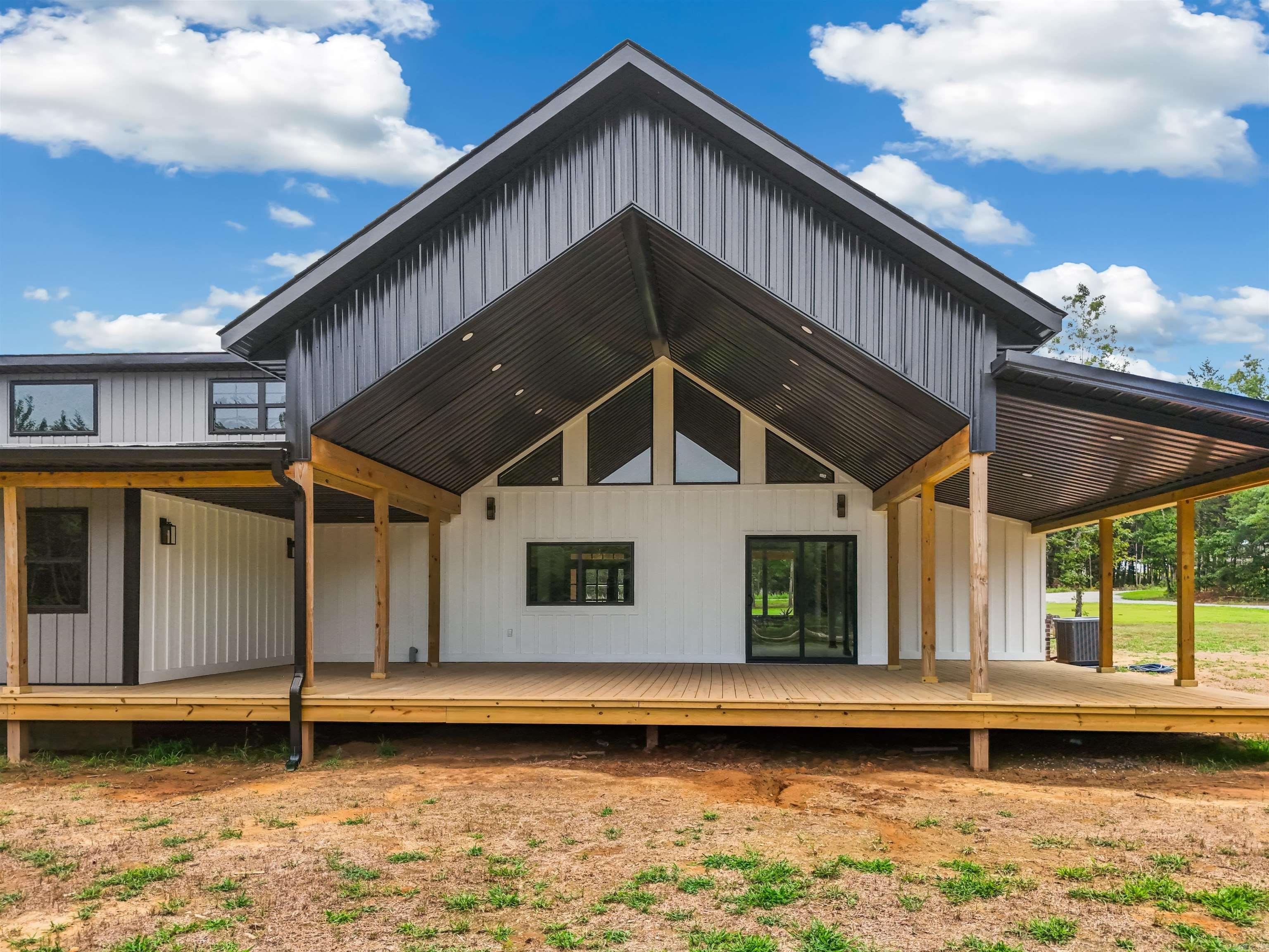 239 Buckeye  Quitman, AR