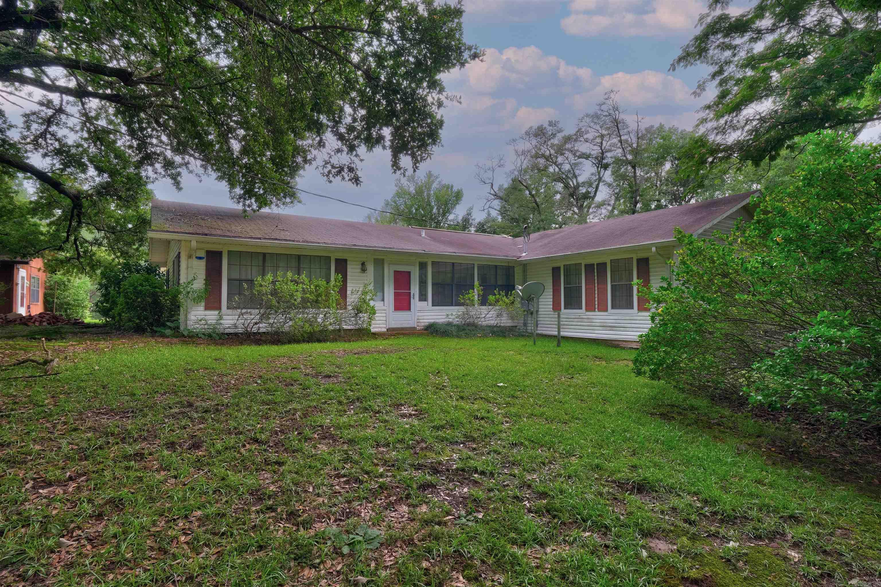 1869 E Stateline Rd  Junction City, AR