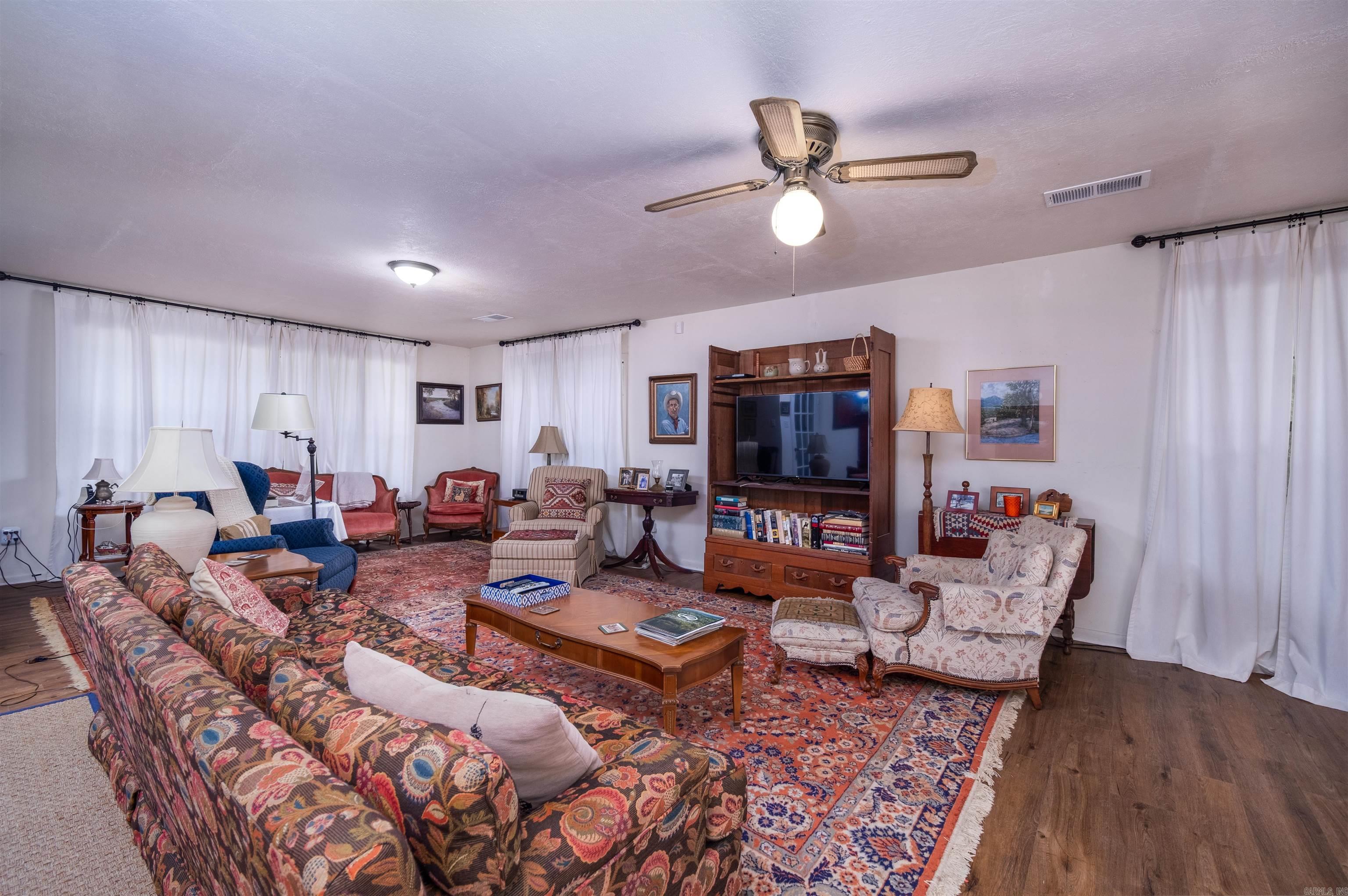 1869 E Stateline Rd  Junction City, AR