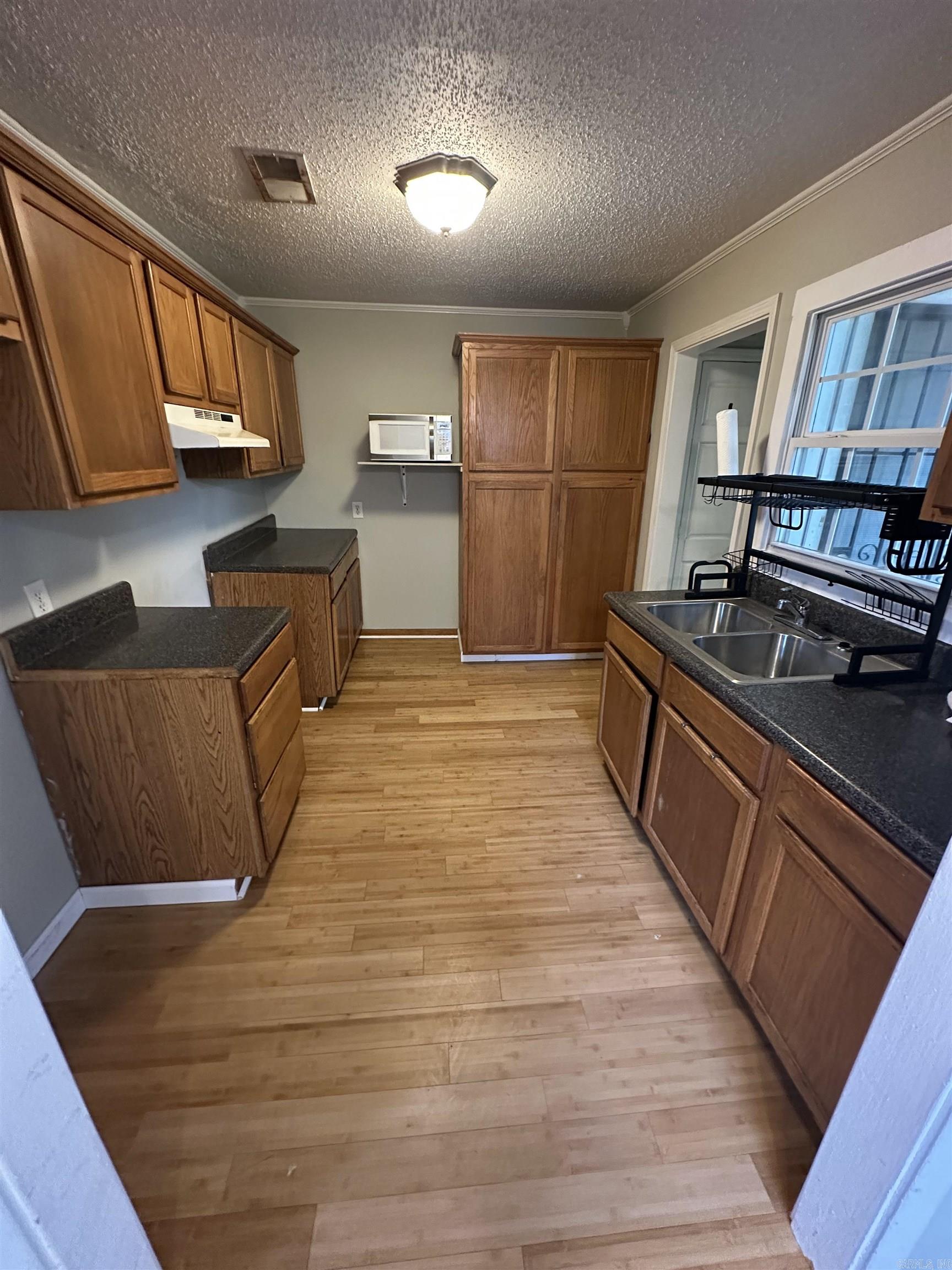 5120 W 34th  Little Rock, AR