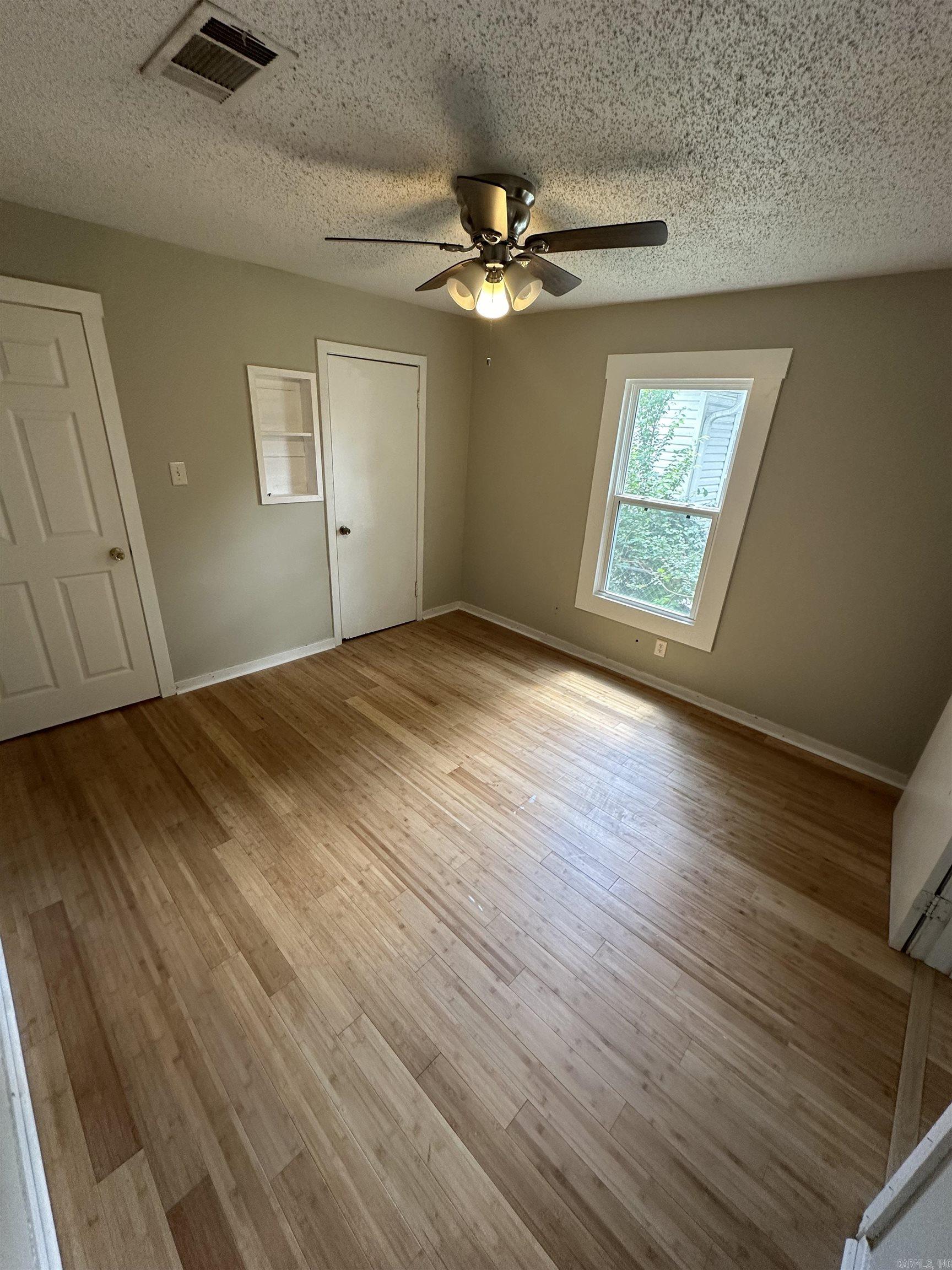 5120 W 34th  Little Rock, AR