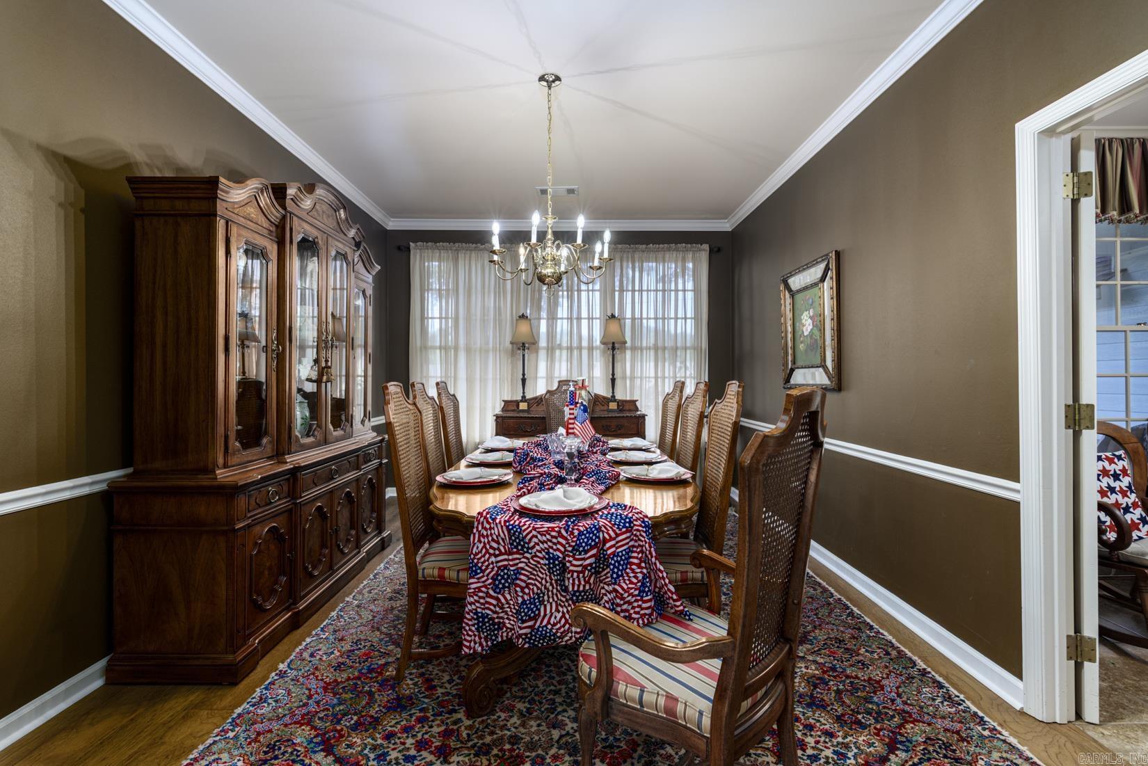 11 Carrollton Ct  Little Rock, AR