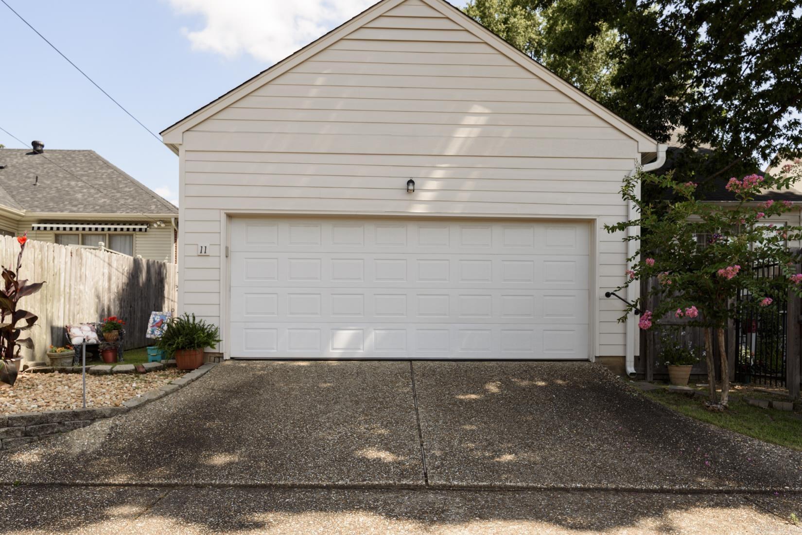 11 Carrollton Ct  Little Rock, AR