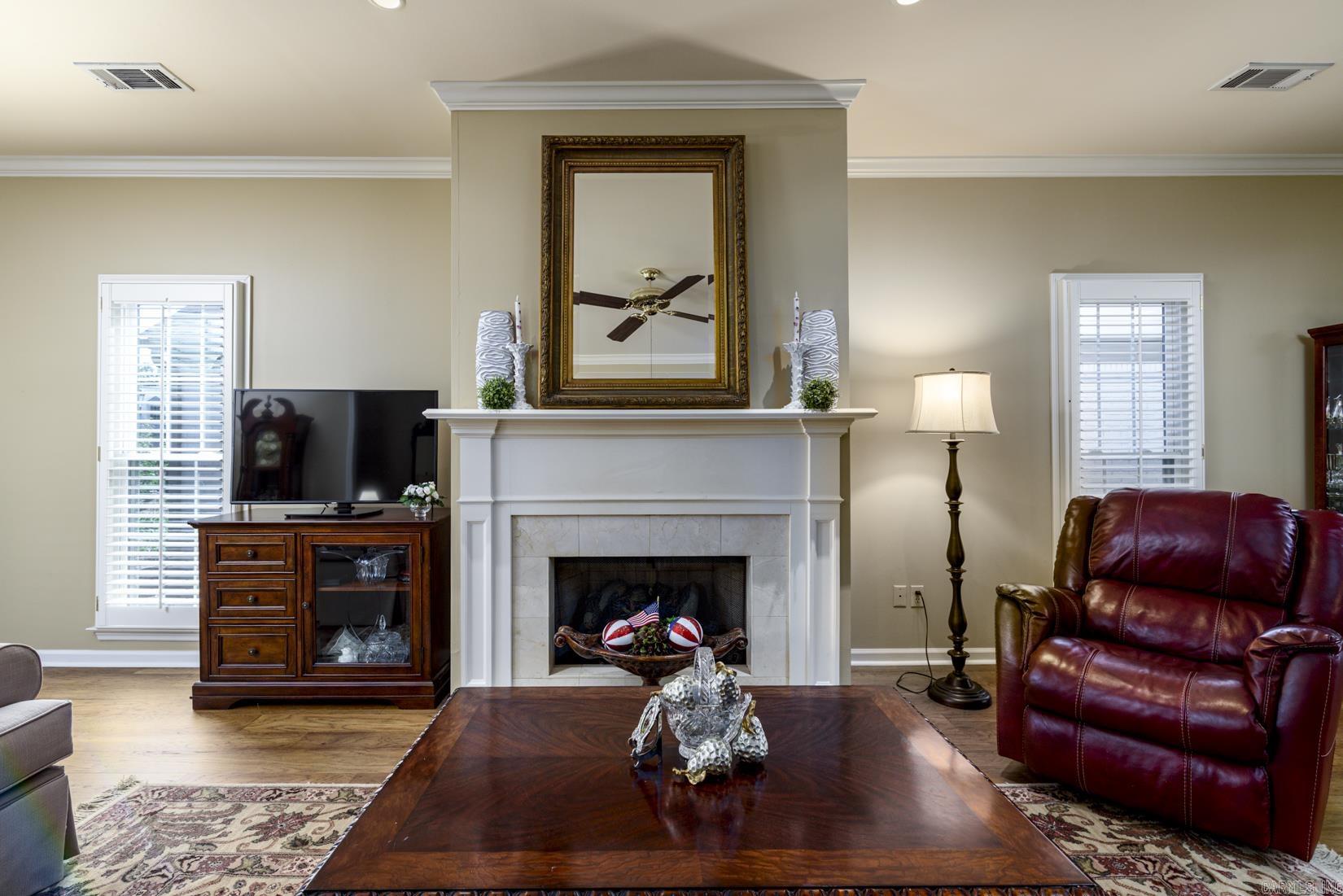 11 Carrollton Ct  Little Rock, AR
