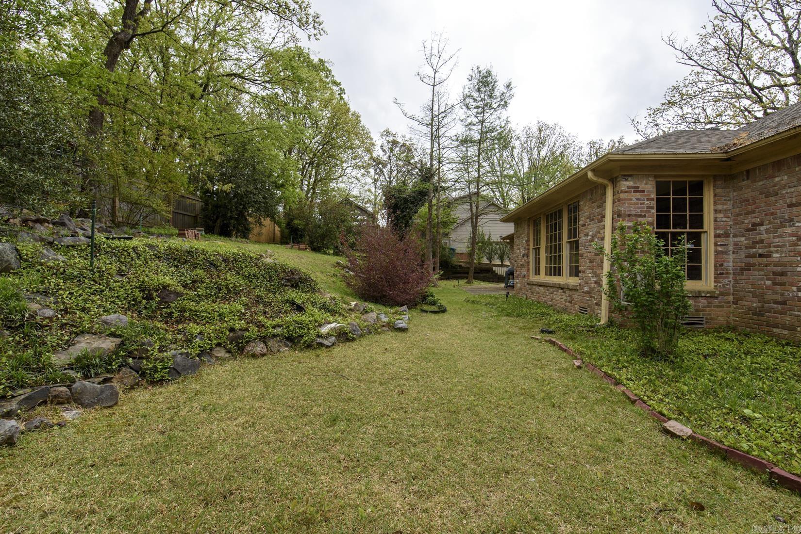 28 Cascades Dr  Little Rock, AR