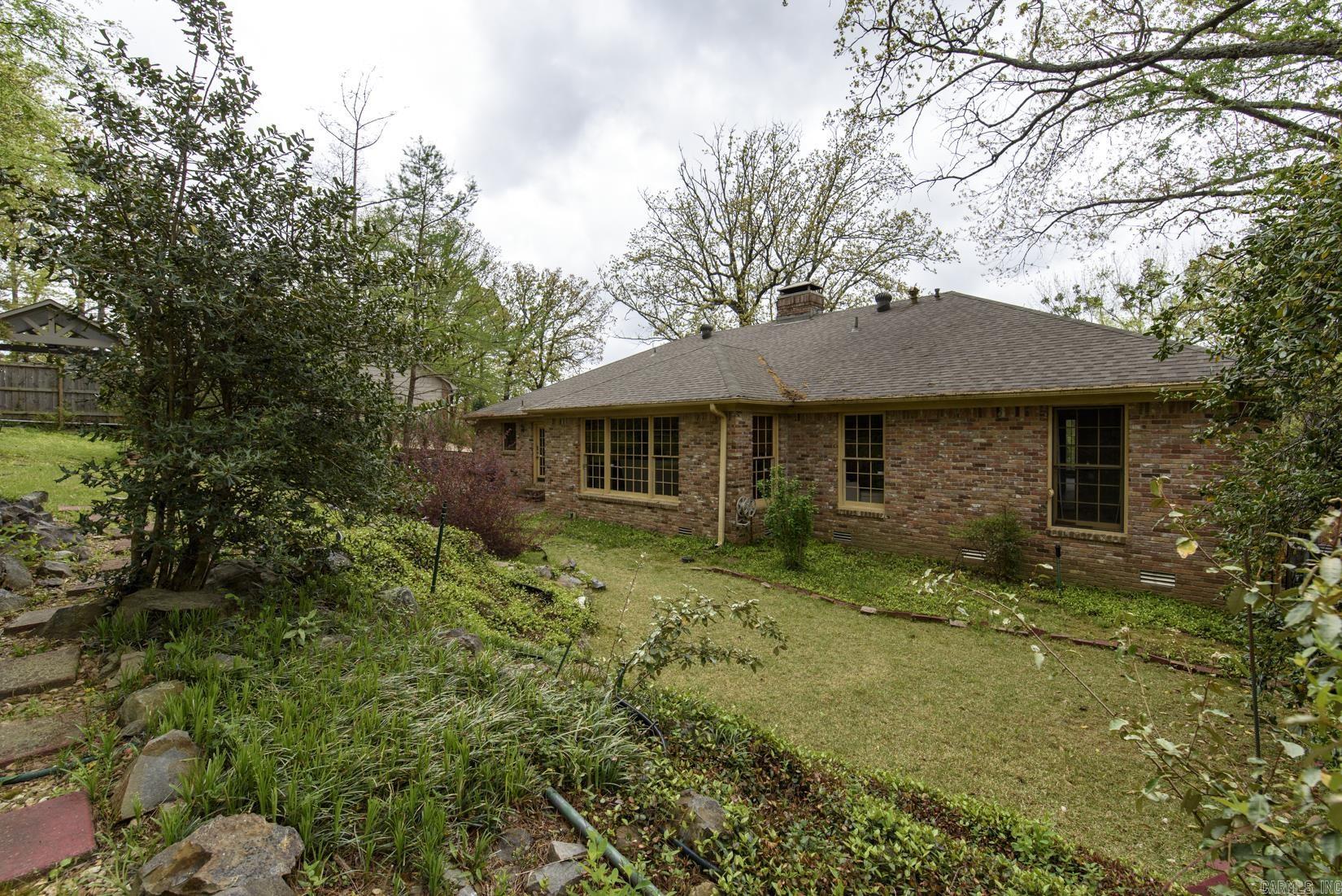 28 Cascades Dr  Little Rock, AR