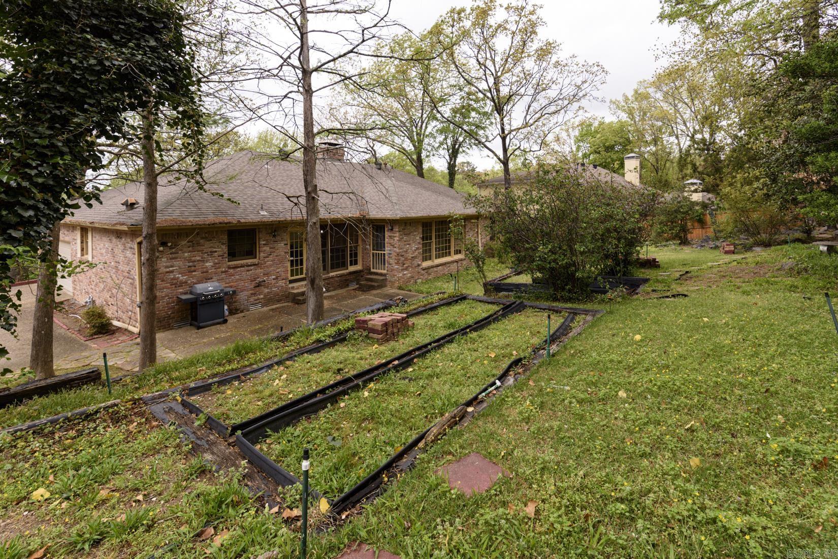 28 Cascades Dr  Little Rock, AR