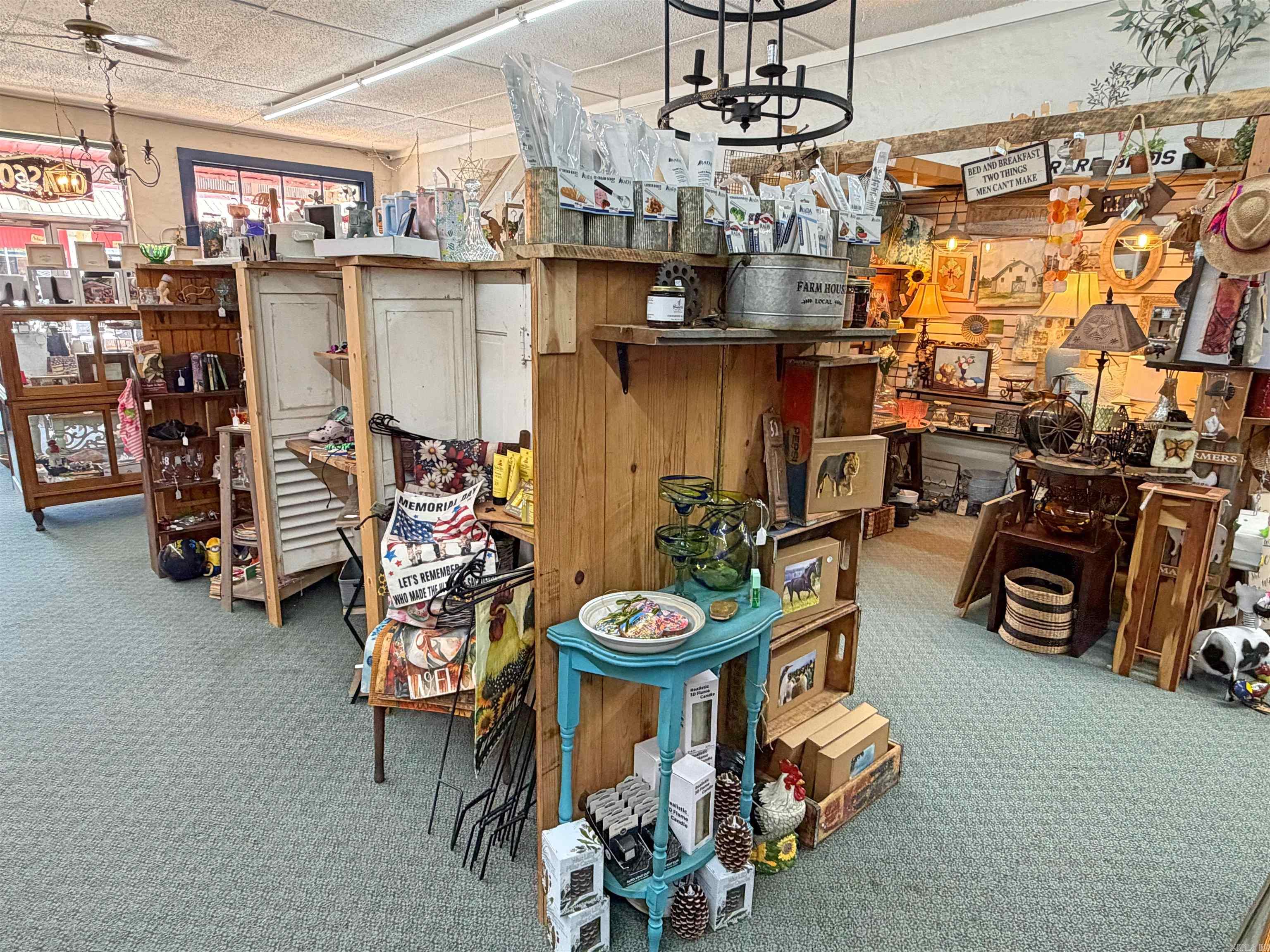 320 W. Main St.  Mountain View, AR