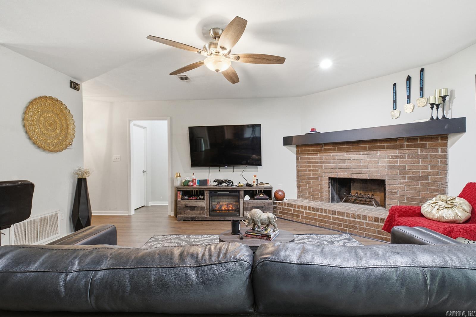 19 Creekridge  Sherwood, AR