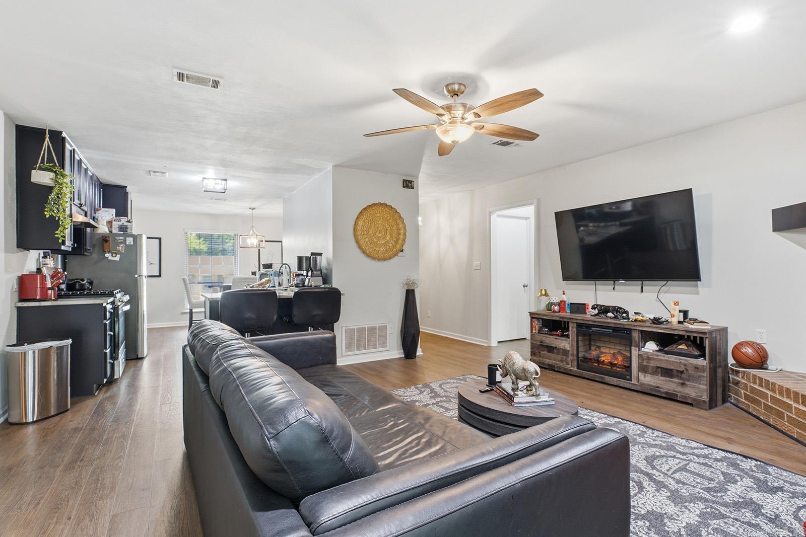 19 Creekridge  Sherwood, AR