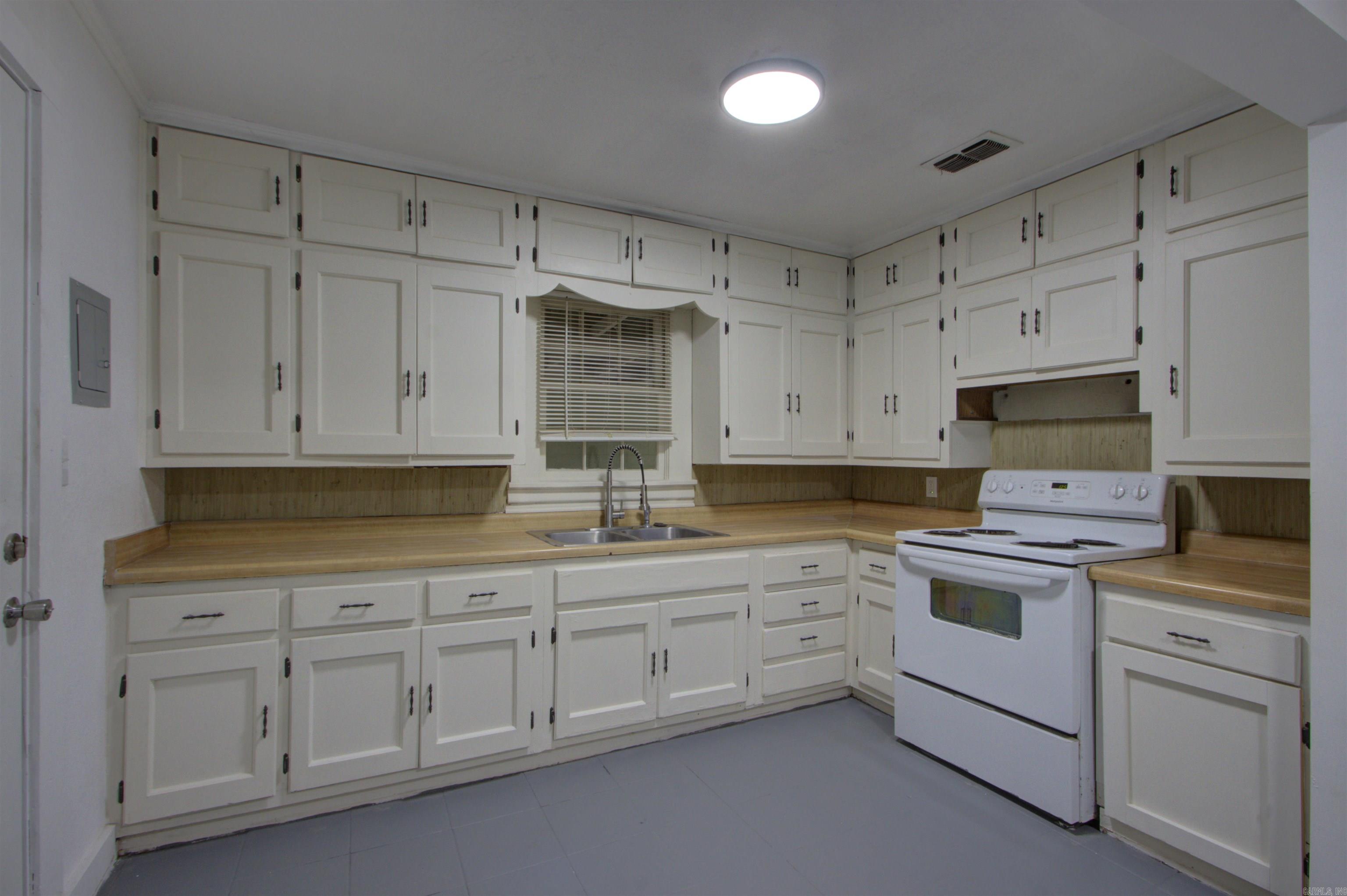 4101 Elizabeth  Texarkana, TX