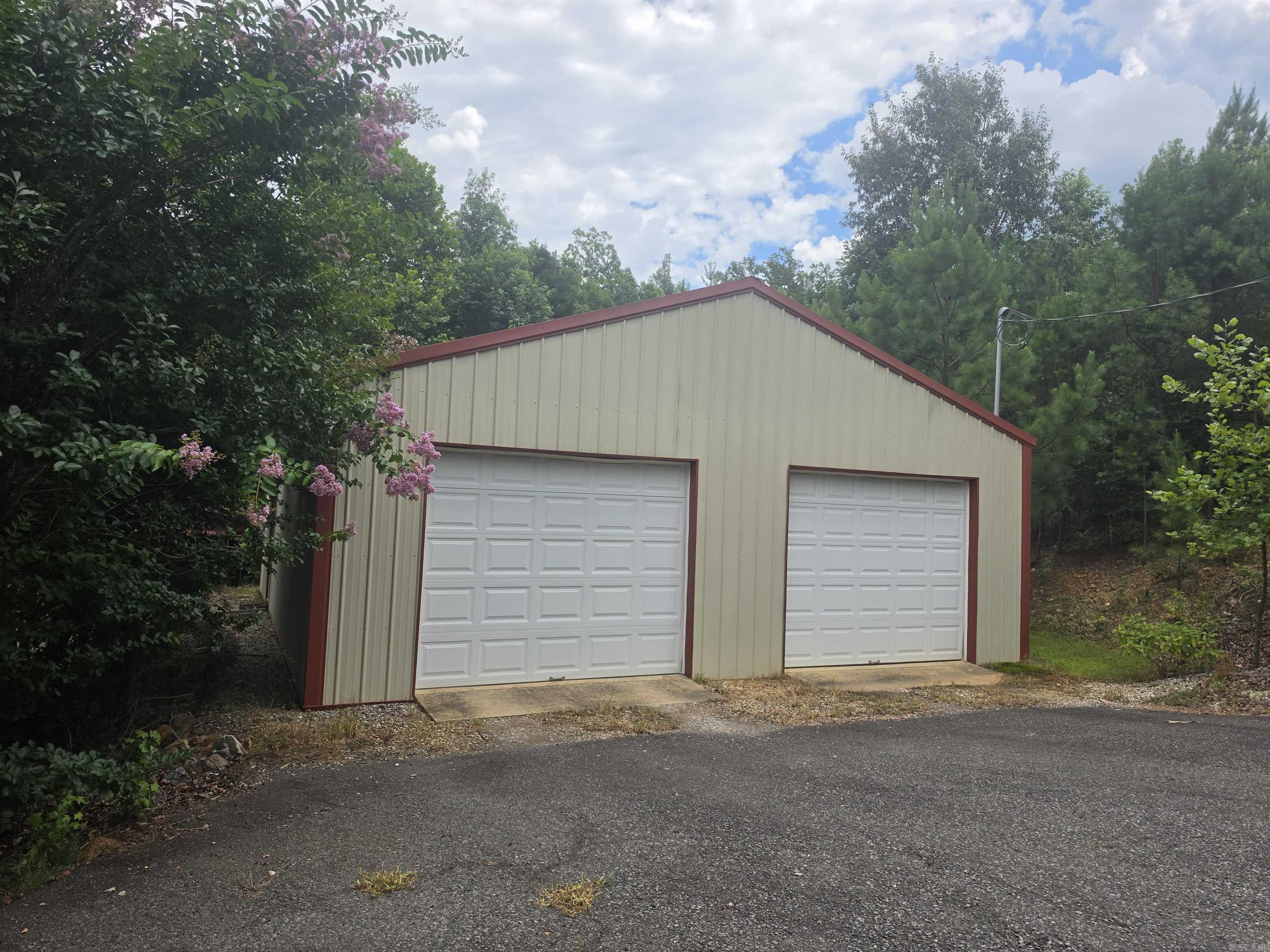906 Surrey  Hot Springs, AR