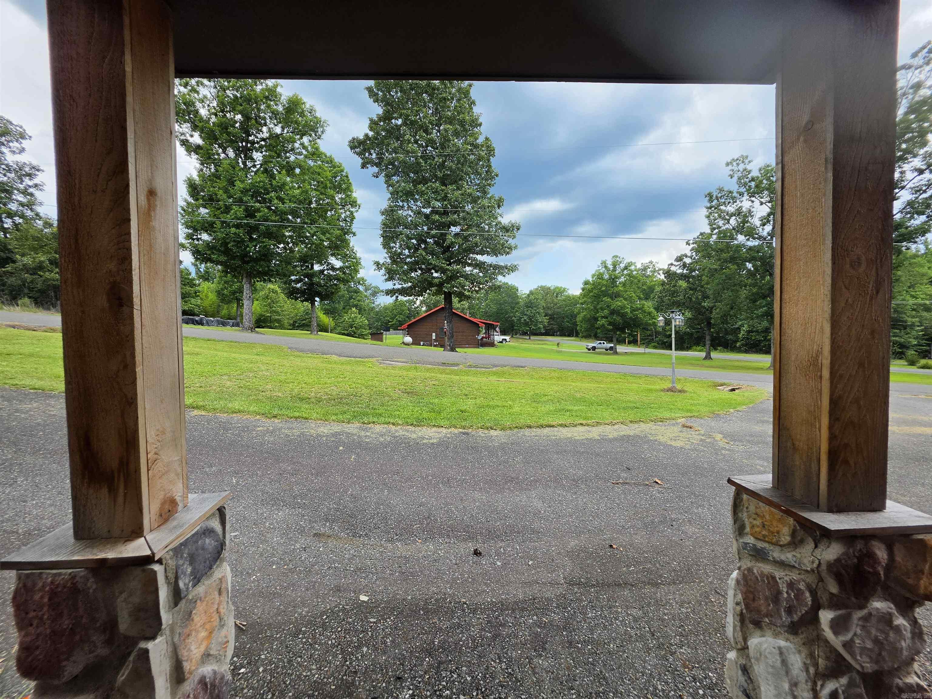 906 Surrey  Hot Springs, AR