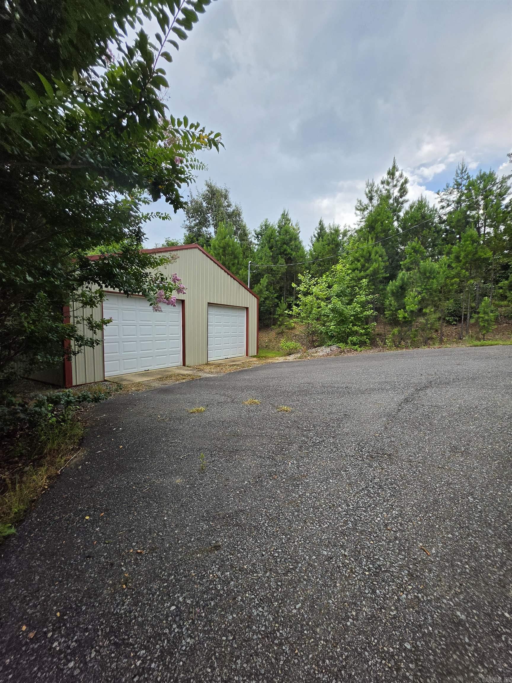 906 Surrey  Hot Springs, AR