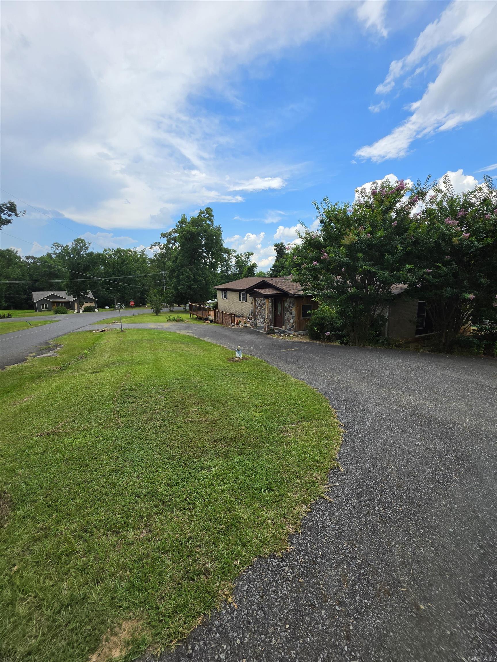 906 Surrey  Hot Springs, AR