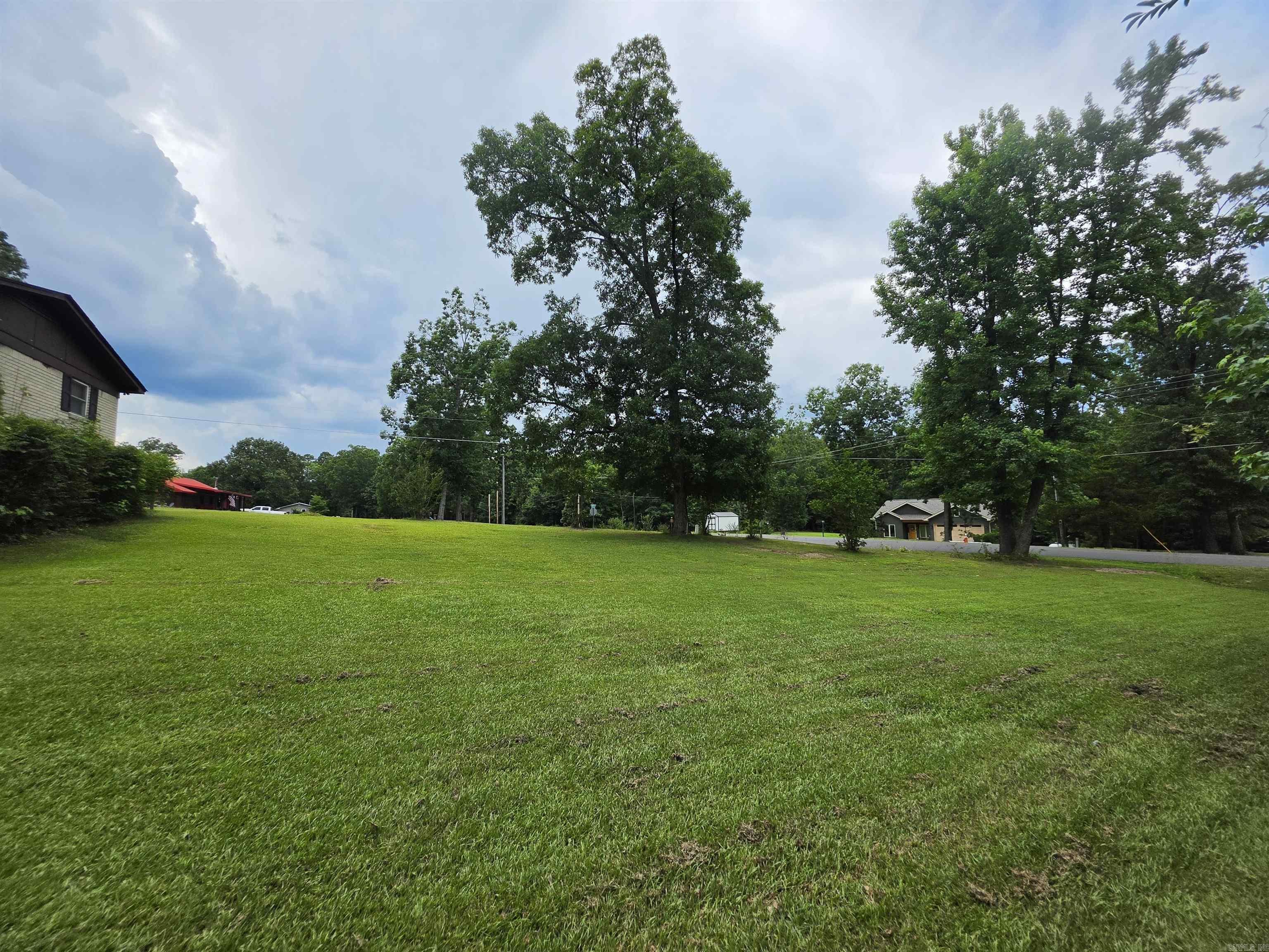 906 Surrey  Hot Springs, AR
